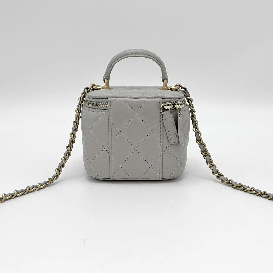 Chanel Pre-loved Bag Very good condition Size ONE SIZE - 2 Thumbnail