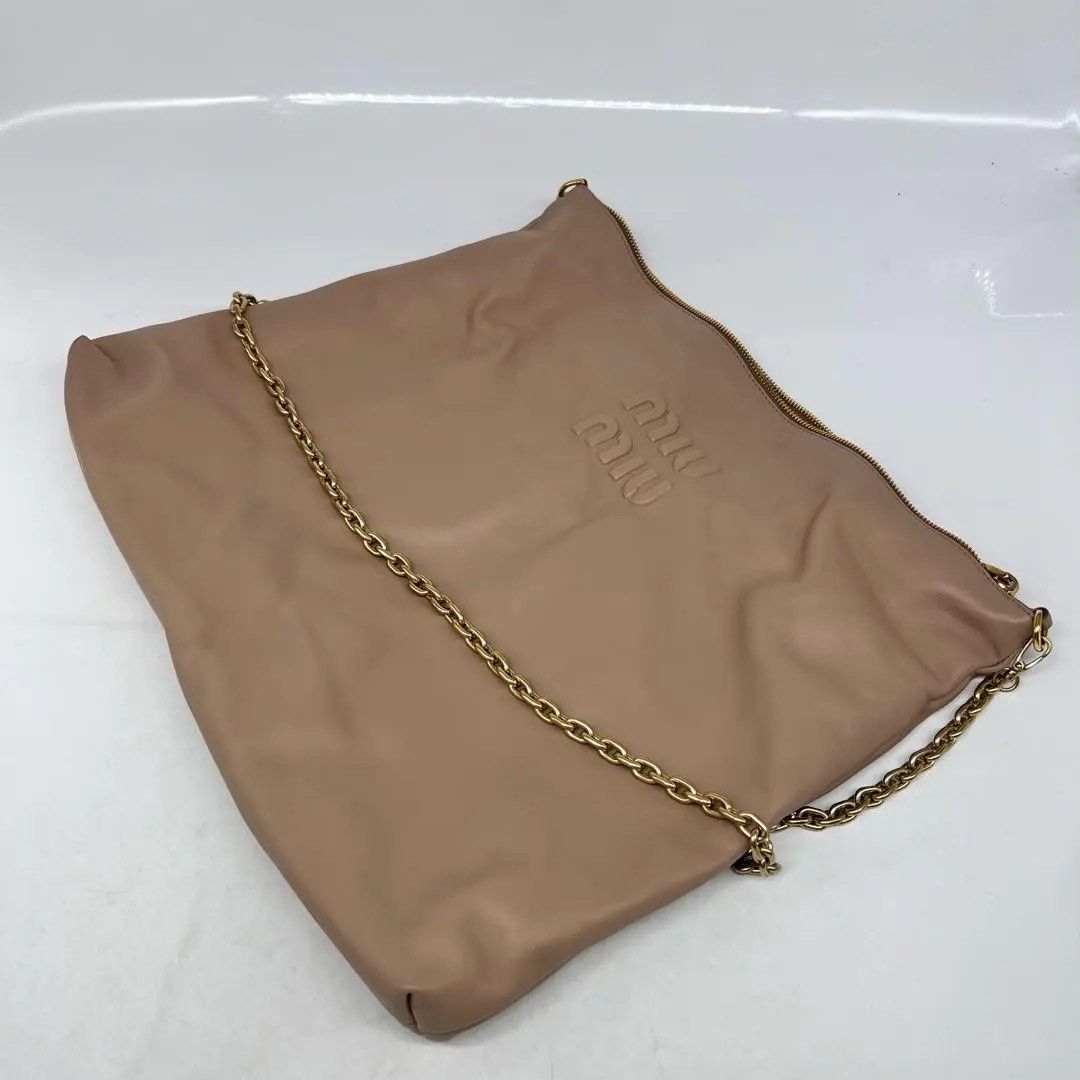 Miu Miu Pre-loved Bag Very good condition Size ONE SIZE - 2 Thumbnail