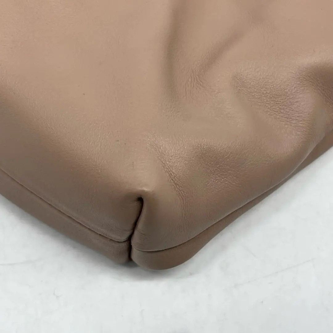 Miu Miu Pre-loved Bag Very good condition Size ONE SIZE - 8 Thumbnail