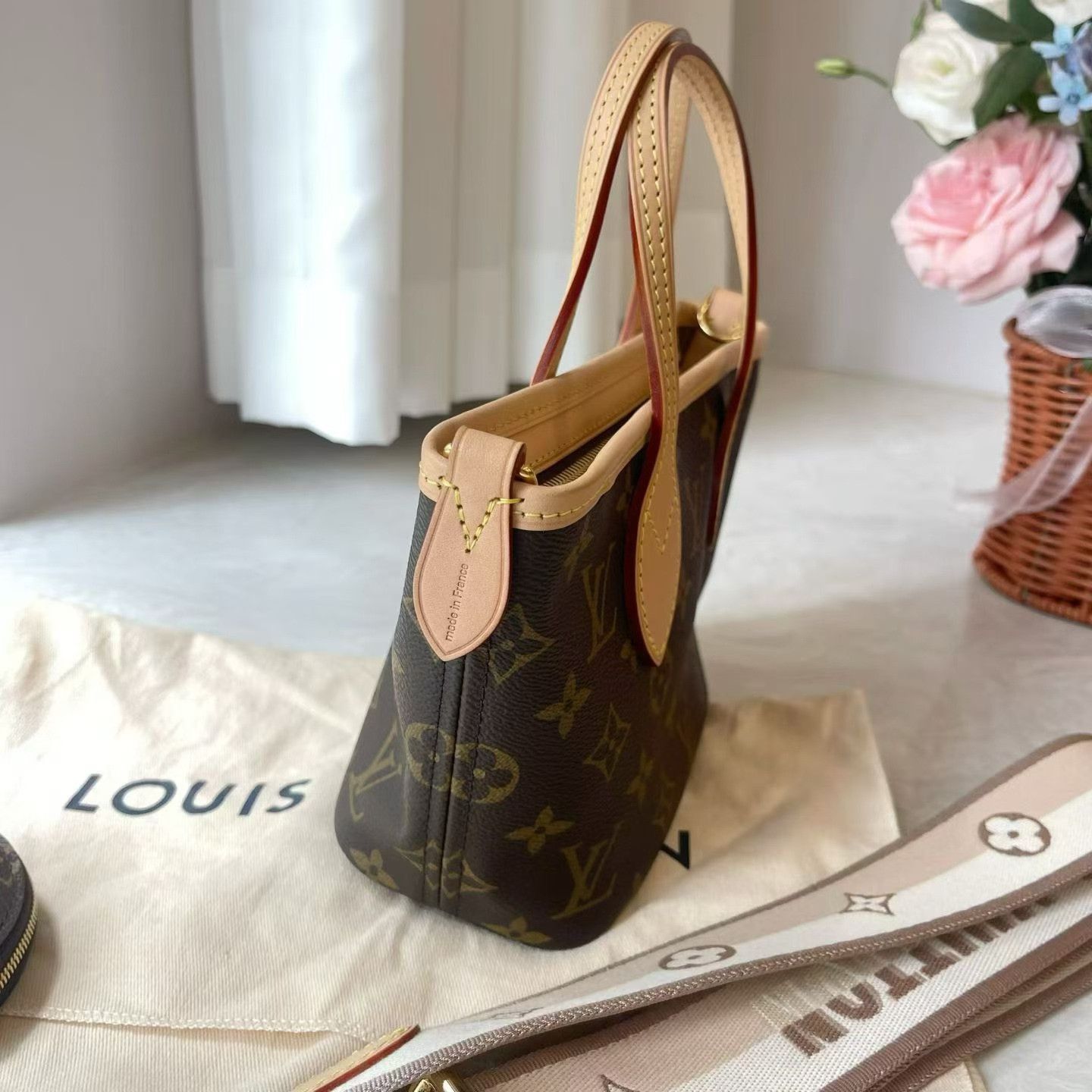 Louis Vuitton Pre-loved Bag Very good condition Size ONE SIZE - 6 Thumbnail