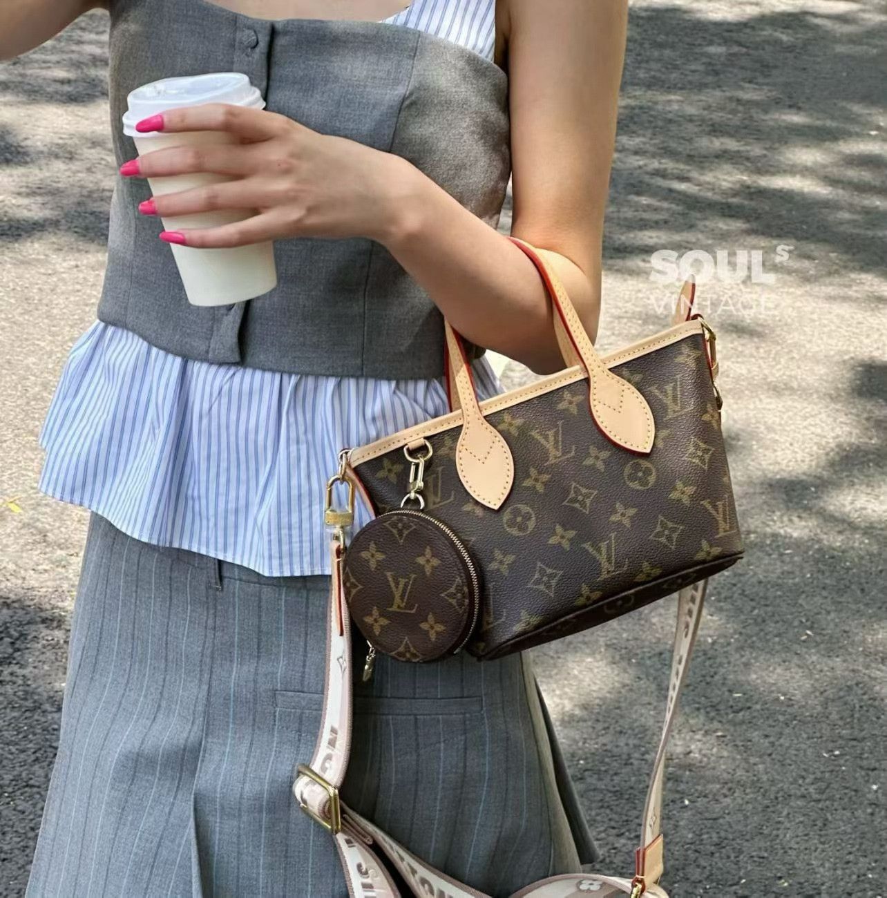 Louis Vuitton Pre-loved Bag Very good condition Size ONE SIZE - 2 Thumbnail