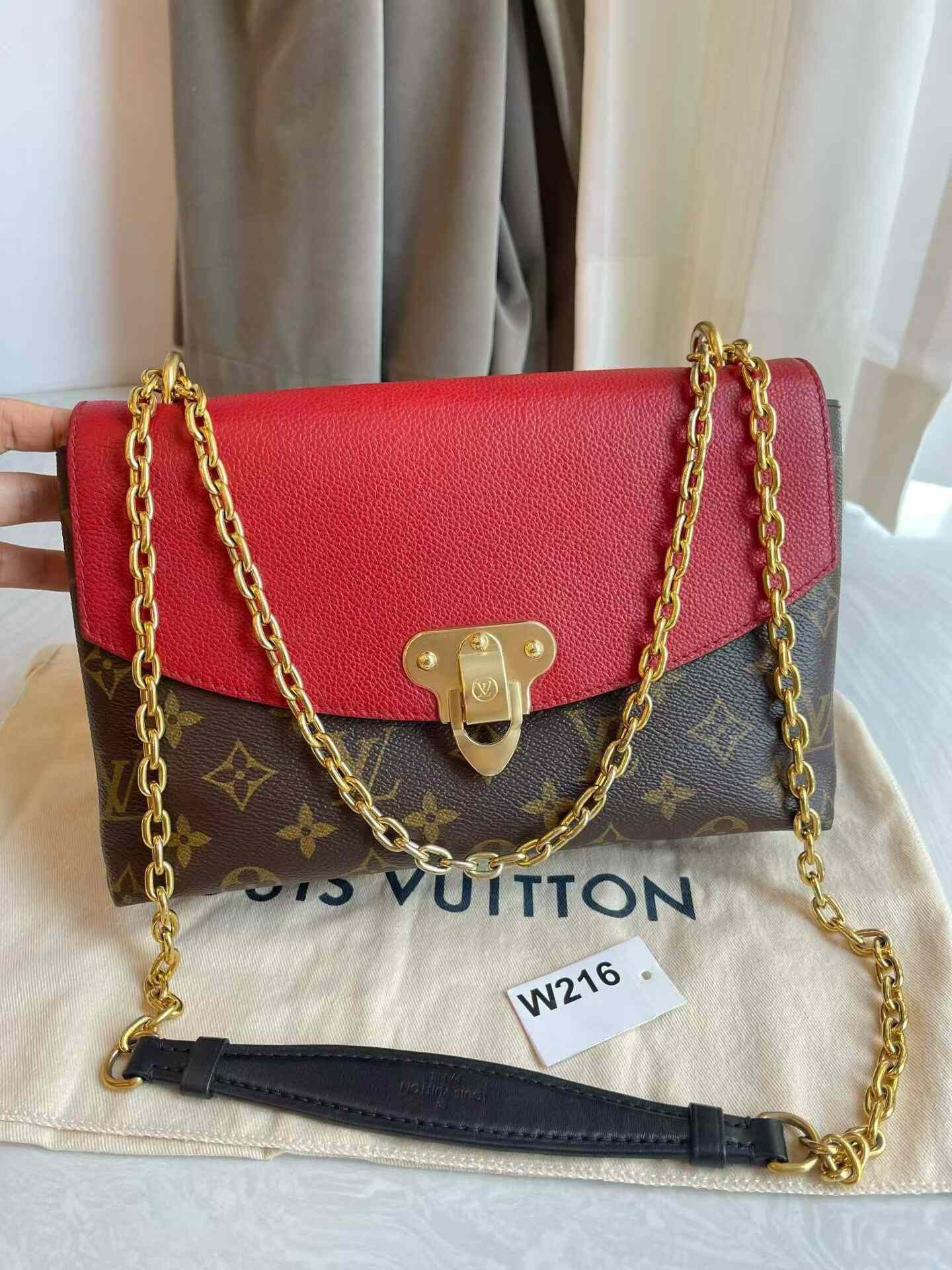 Louis Vuitton Pre-loved Bag Very good condition Size ONE SIZE - 7 Thumbnail