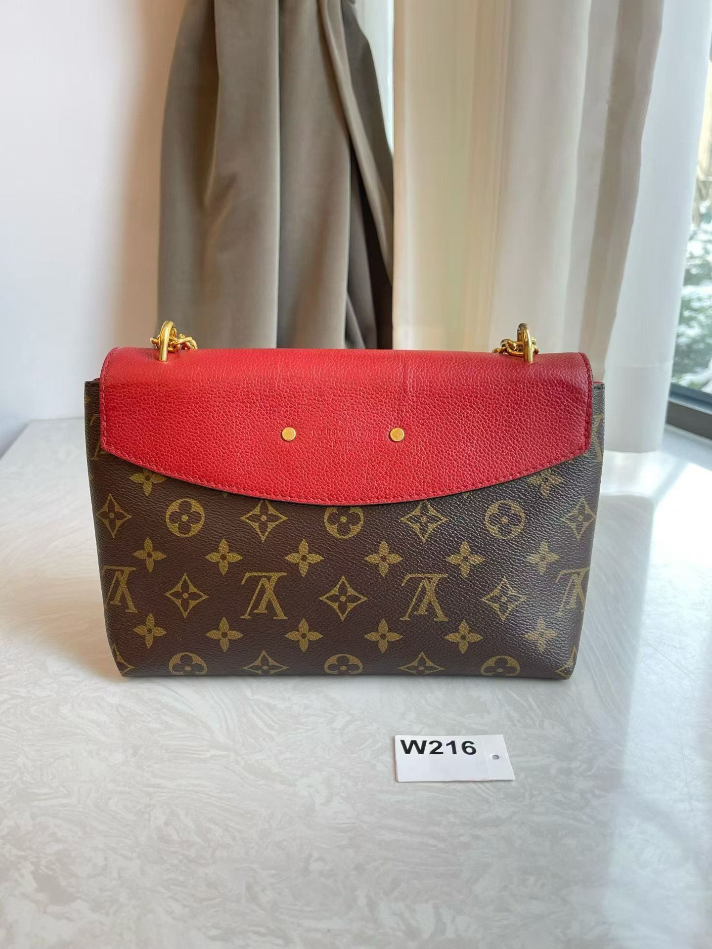 Louis Vuitton Pre-loved Bag Very good condition Size ONE SIZE - 3 Thumbnail