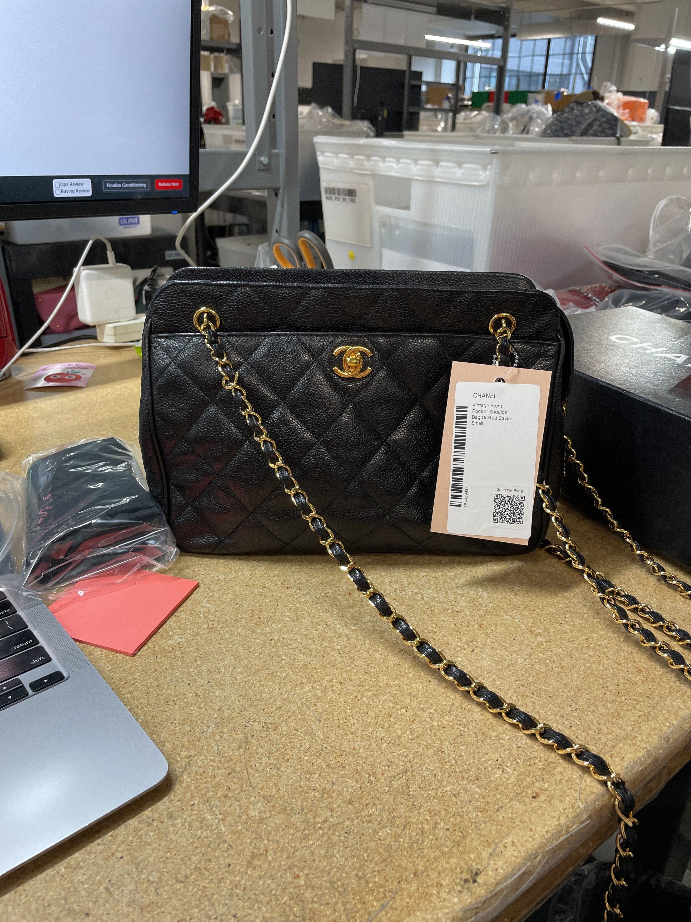 Chanel Vintage Front Pocket Shoulder Bag Size ONE SIZE - 9 Thumbnail