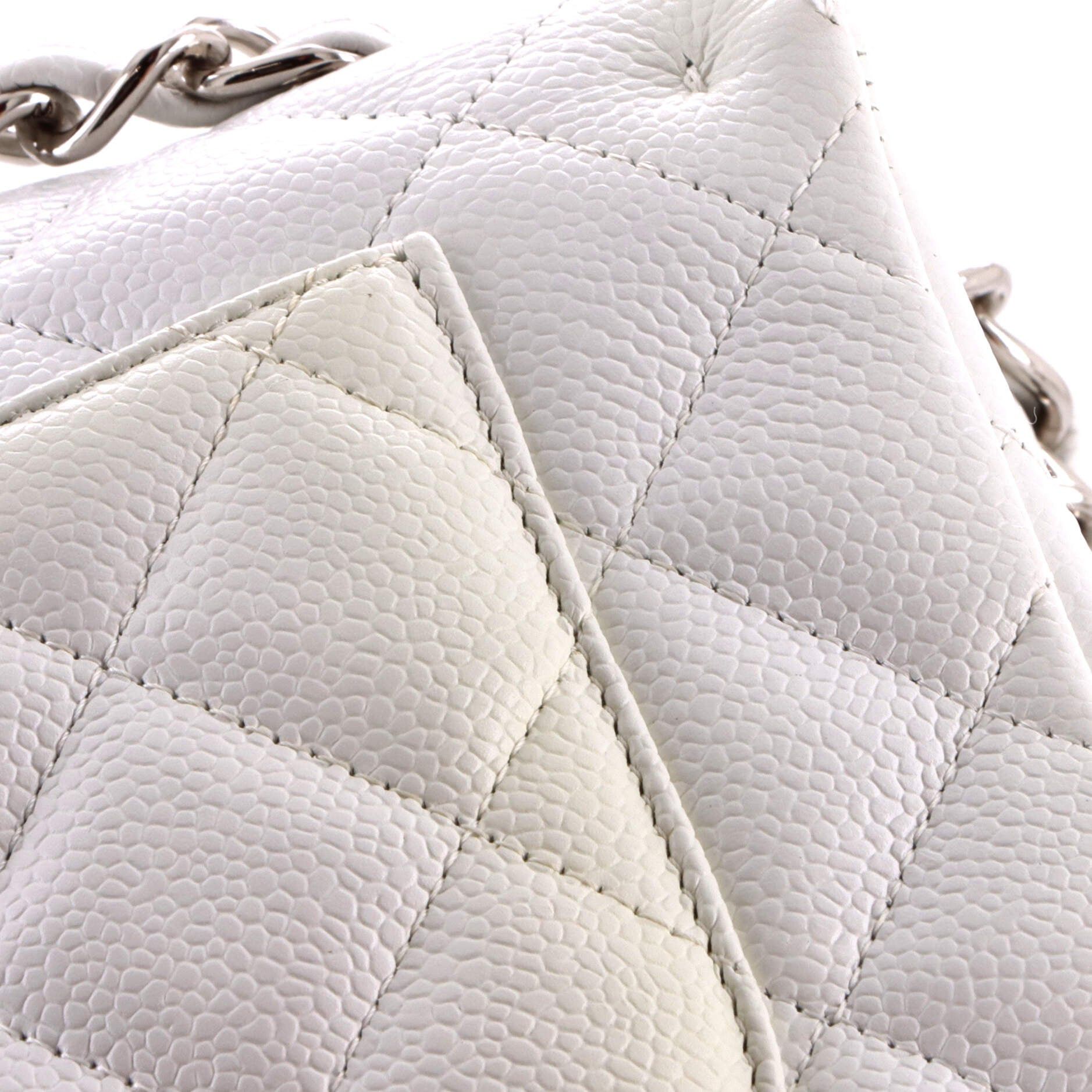 Chanel Vintage Classic Double Flap Bag Size ONE SIZE - 7 Thumbnail