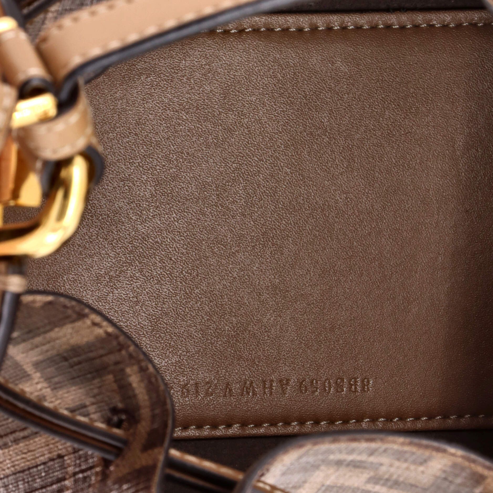 Fendi Pomodorino Bucket Bag Size ONE SIZE - 5 Thumbnail