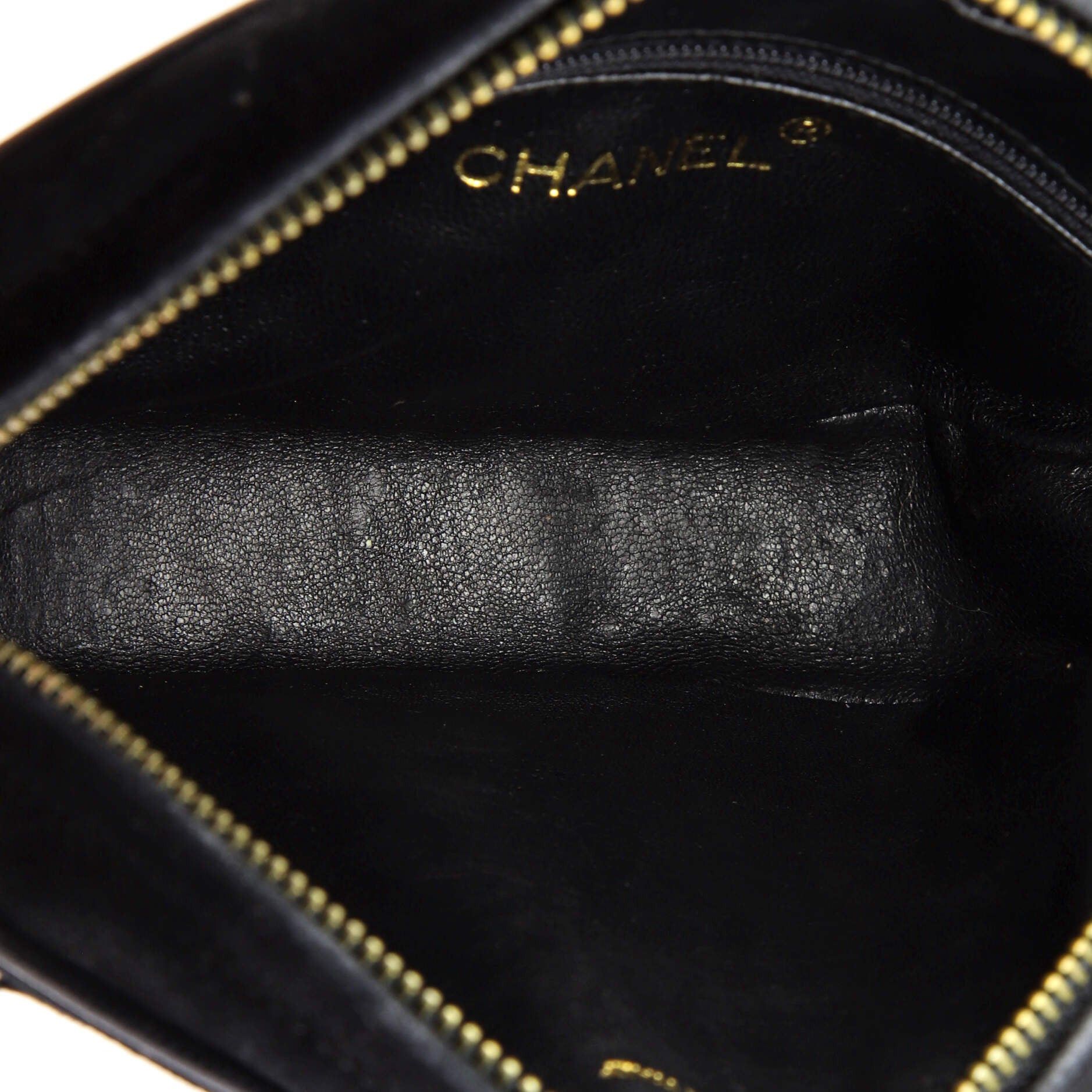 Chanel Vintage Oval CC Tassel Crossbody Bag Size ONE SIZE - 5 Thumbnail