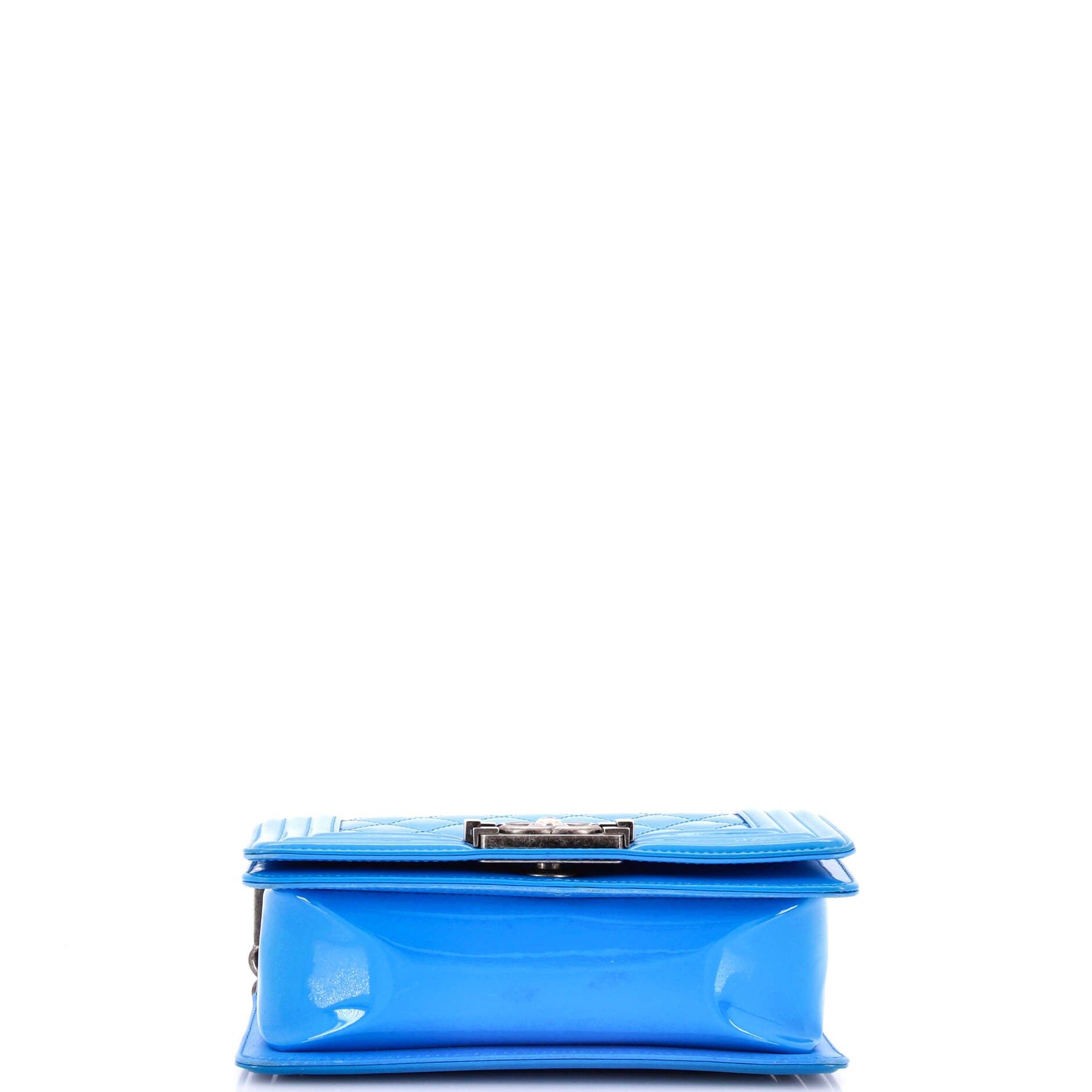 Chanel Boy Flap Bag Size ONE SIZE - 4 Thumbnail