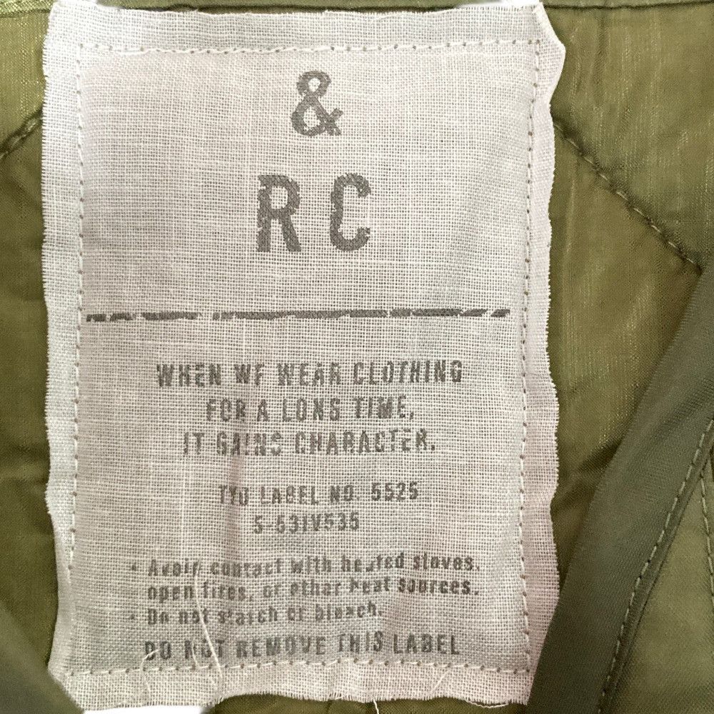 Other Other Curensology Quilted Short Vest Textile Outerwear DUTY FREE for USA Size ONE SIZE - 4 Thumbnail