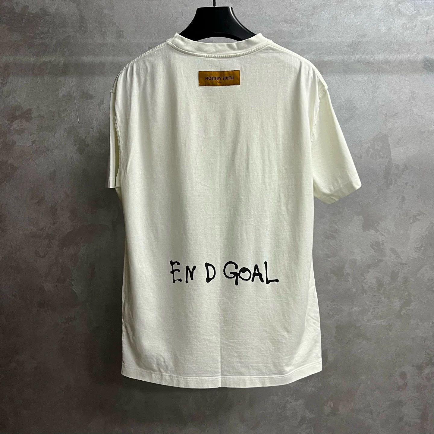 Louis Vuitton Louis Vuitton Printed Graphic White T-Shirt L Women Size L / US 10 / IT 46 - 5 Thumbnail