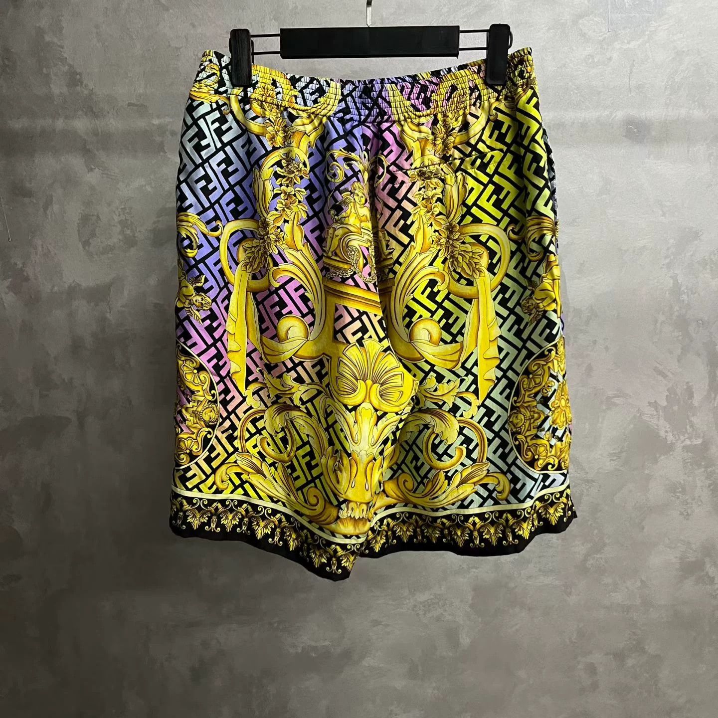 Versace Versace Casual Printed Jacket 48 Women Size XL / US 12-14 / IT 48-50 - 4 Thumbnail