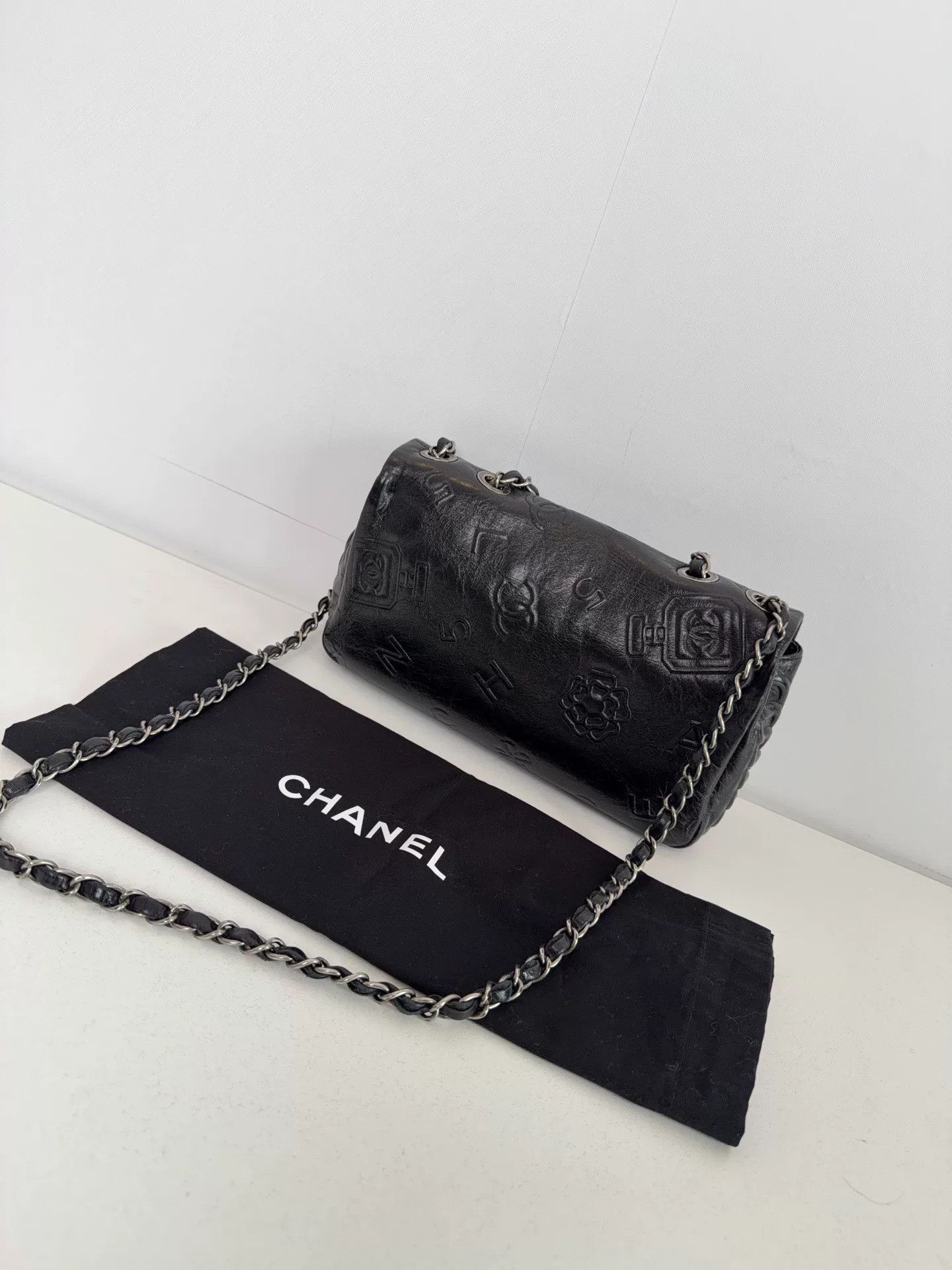 Chanel Pre-loved Bag Very good condition Size ONE SIZE - 3 Thumbnail