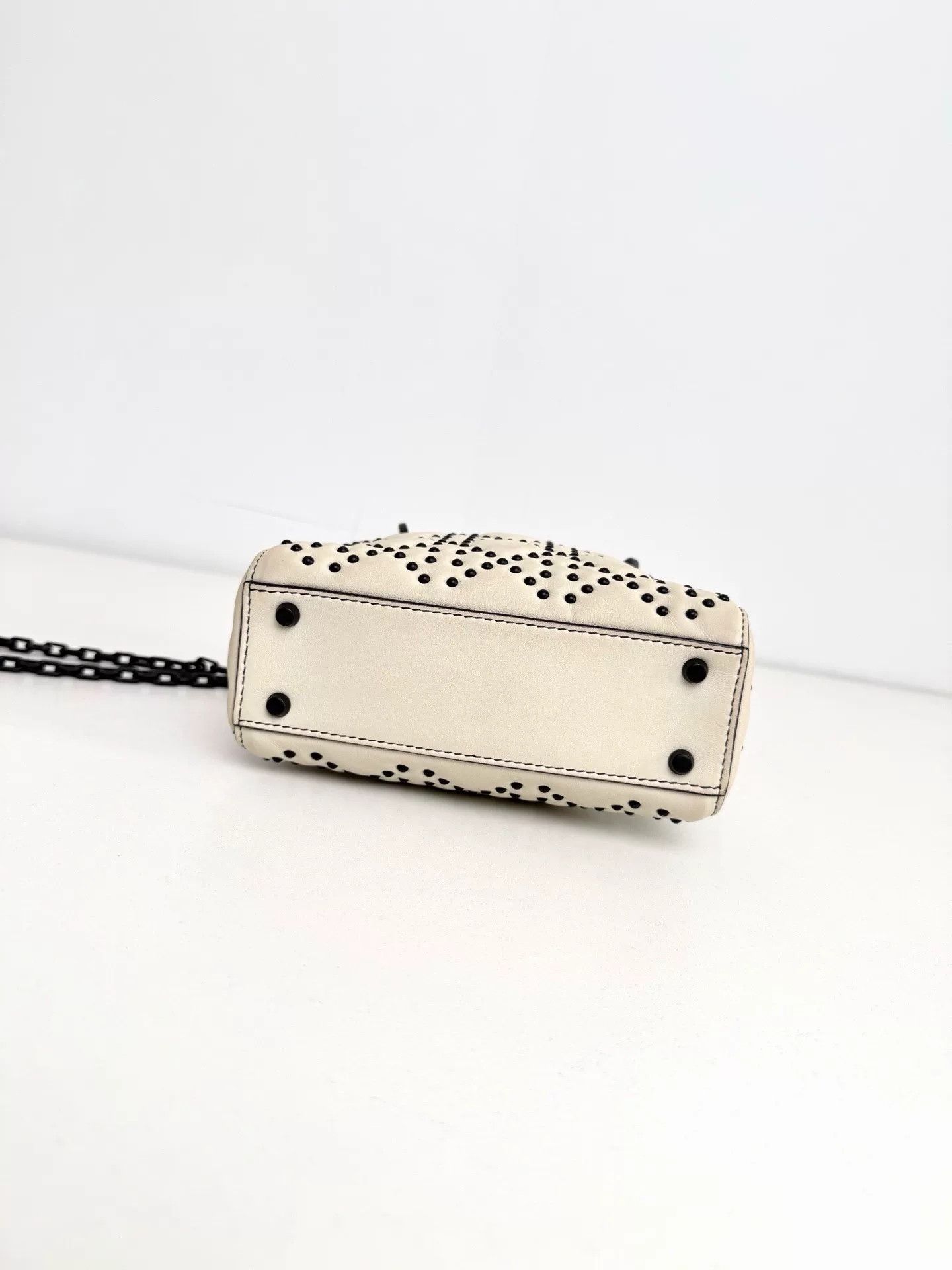 Dior Pre-loved Bag Very good condition Size ONE SIZE - 3 Thumbnail