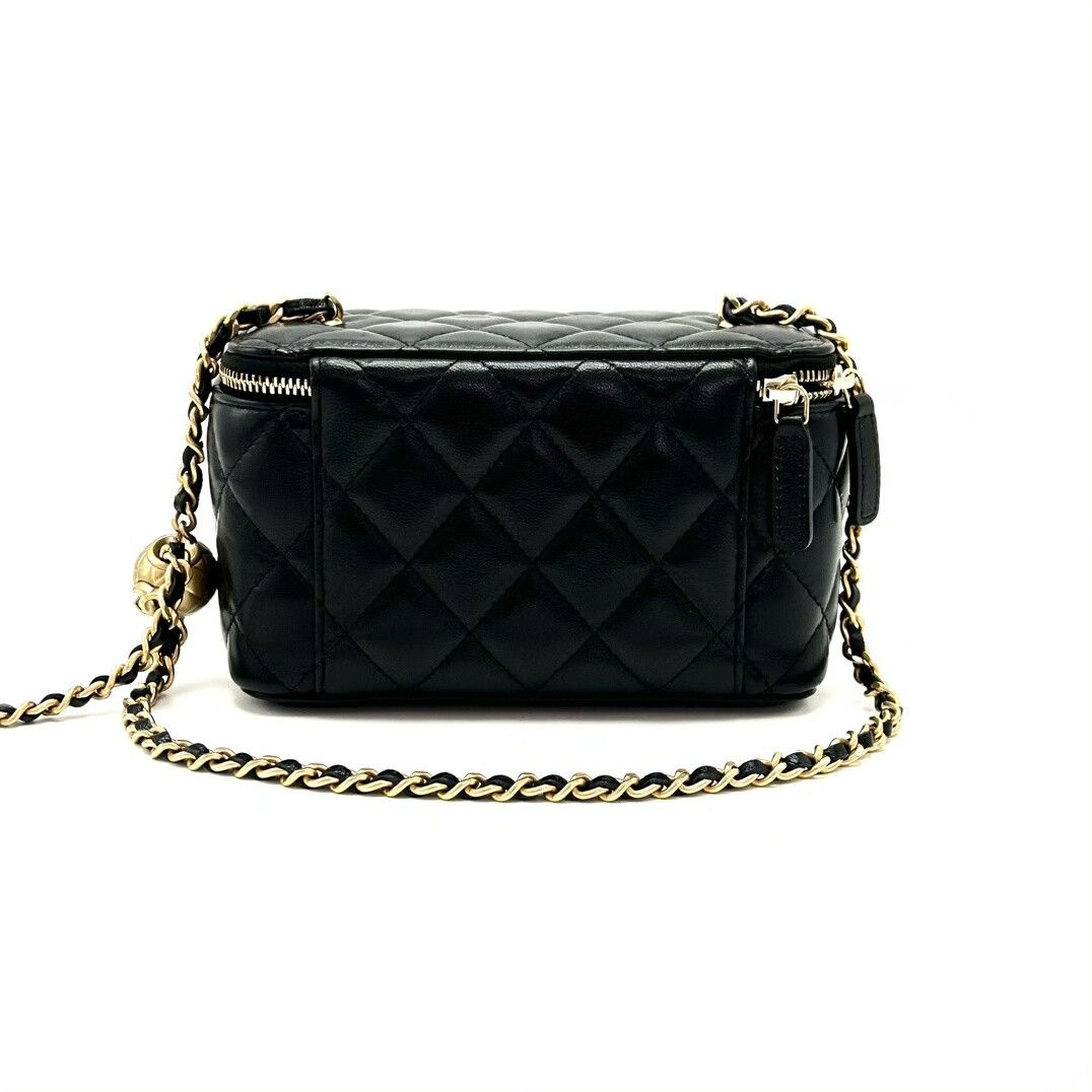 Chanel Pre-loved Bag Very good condition Size ONE SIZE - 2 Thumbnail