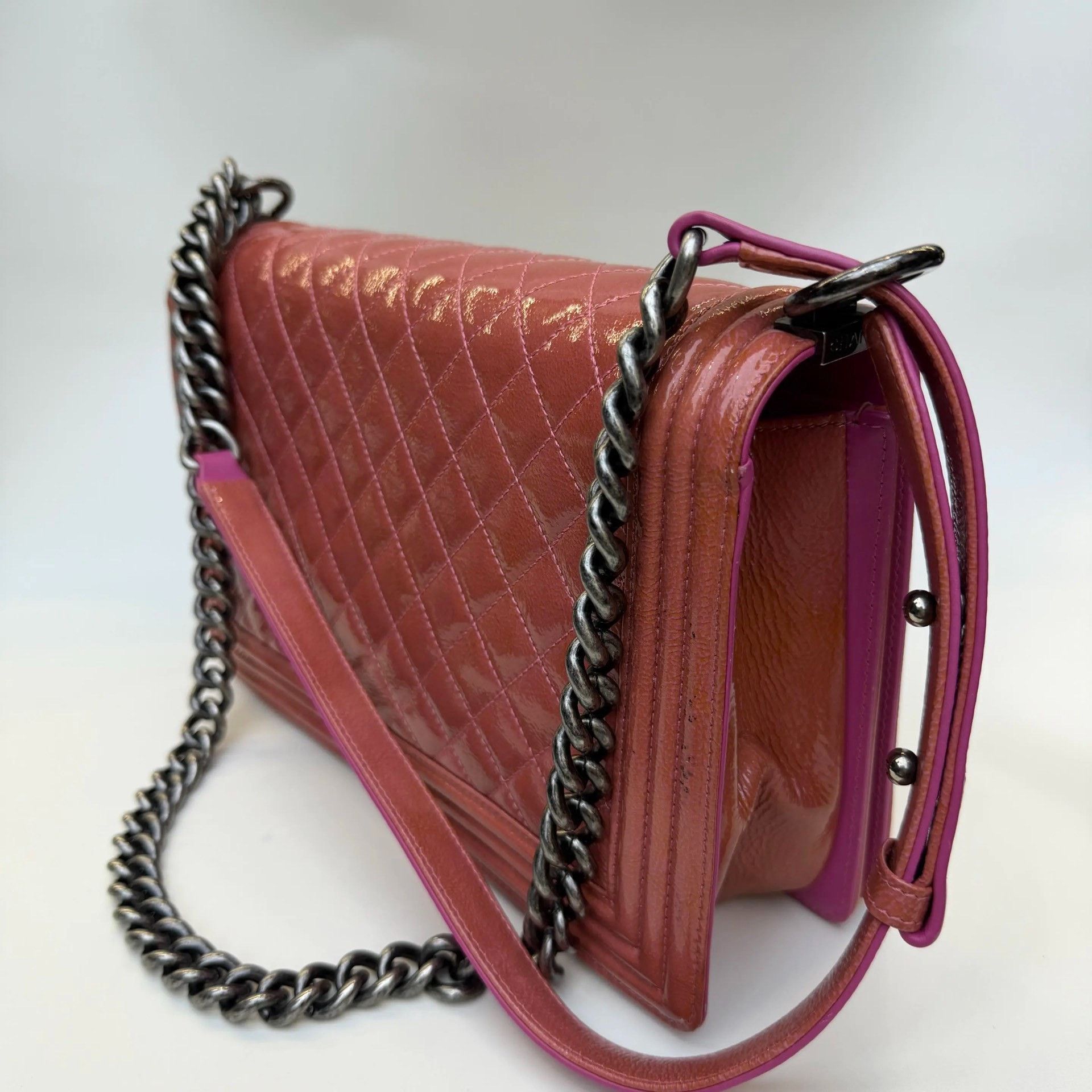 Chanel Pre-loved Bag Very good condition Size ONE SIZE - 3 Thumbnail