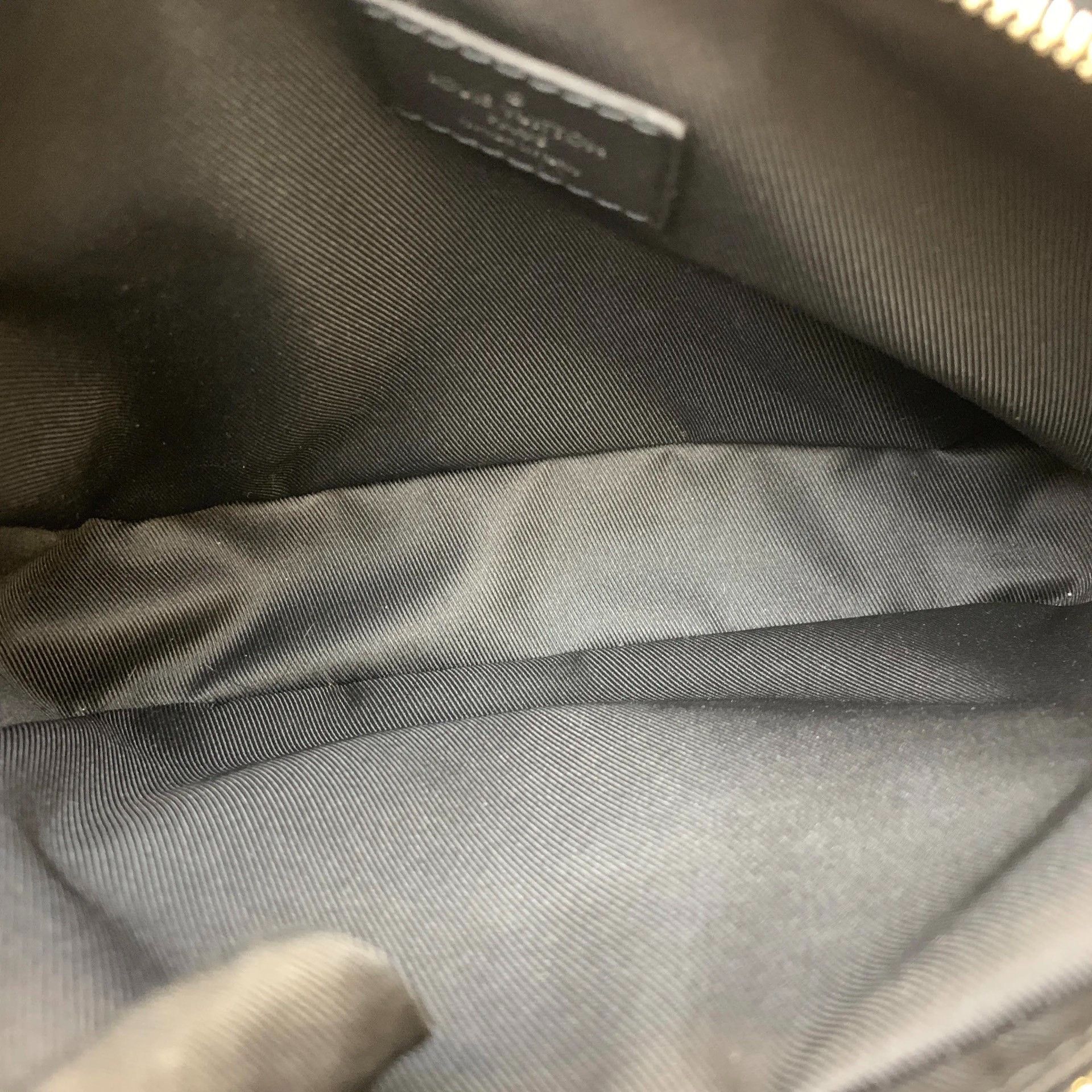 Louis Vuitton Pre-loved Bag Very good condition Size ONE SIZE - 8 Thumbnail