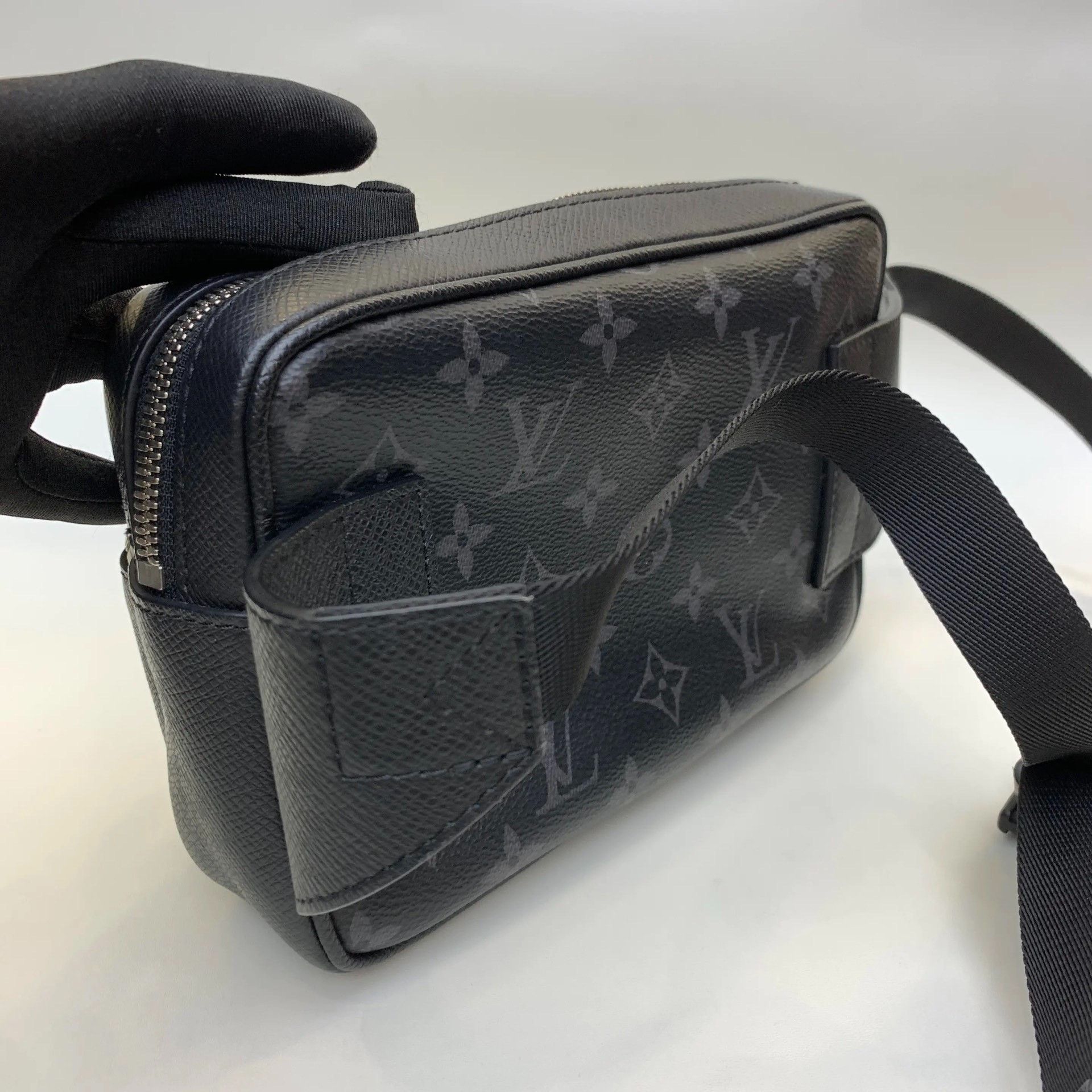Louis Vuitton Pre-loved Bag Very good condition Size ONE SIZE - 4 Thumbnail