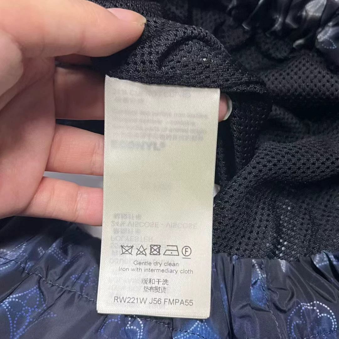 Louis Vuitton Louis Vuitton Printed Blue Pants 34 Women Size 34" / US 12 / IT 48 - 4 Thumbnail