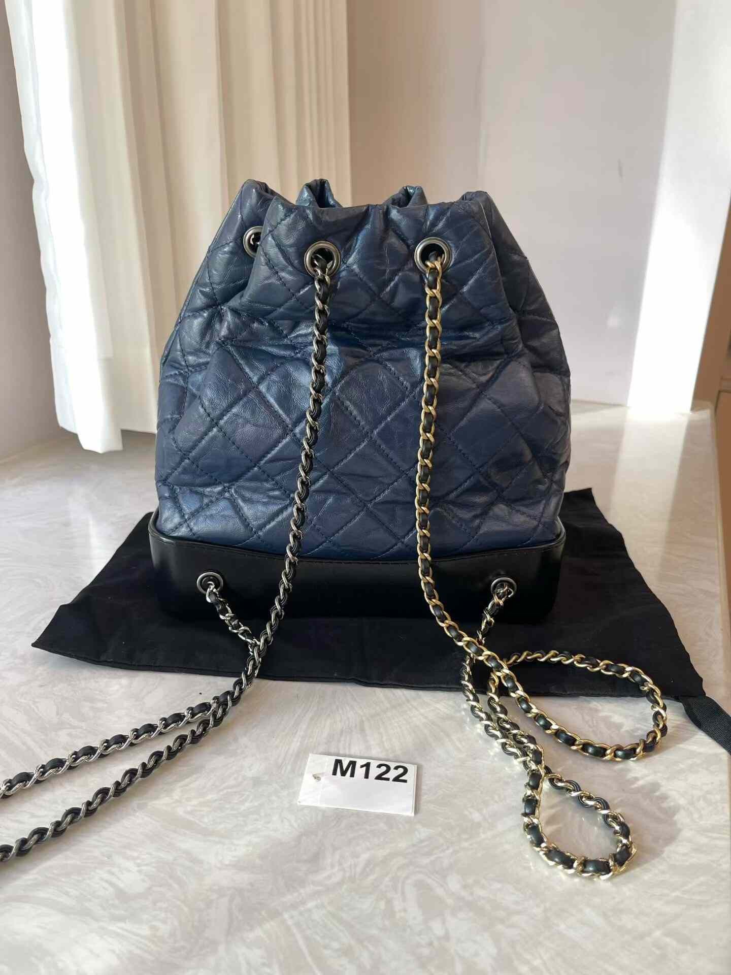Chanel Pre-loved Bag Very good condition Size ONE SIZE - 4 Thumbnail