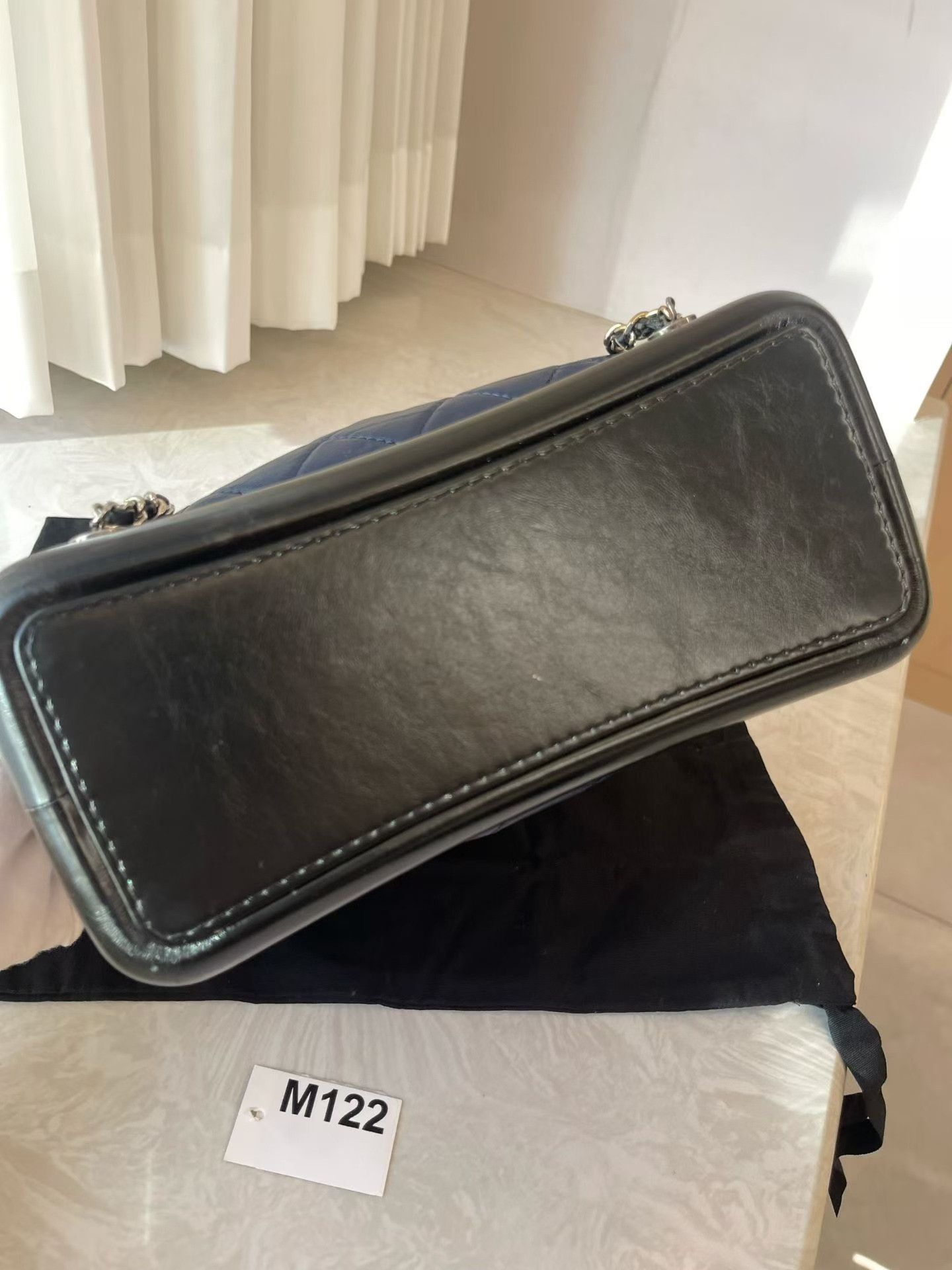 Chanel Pre-loved Bag Very good condition Size ONE SIZE - 5 Thumbnail