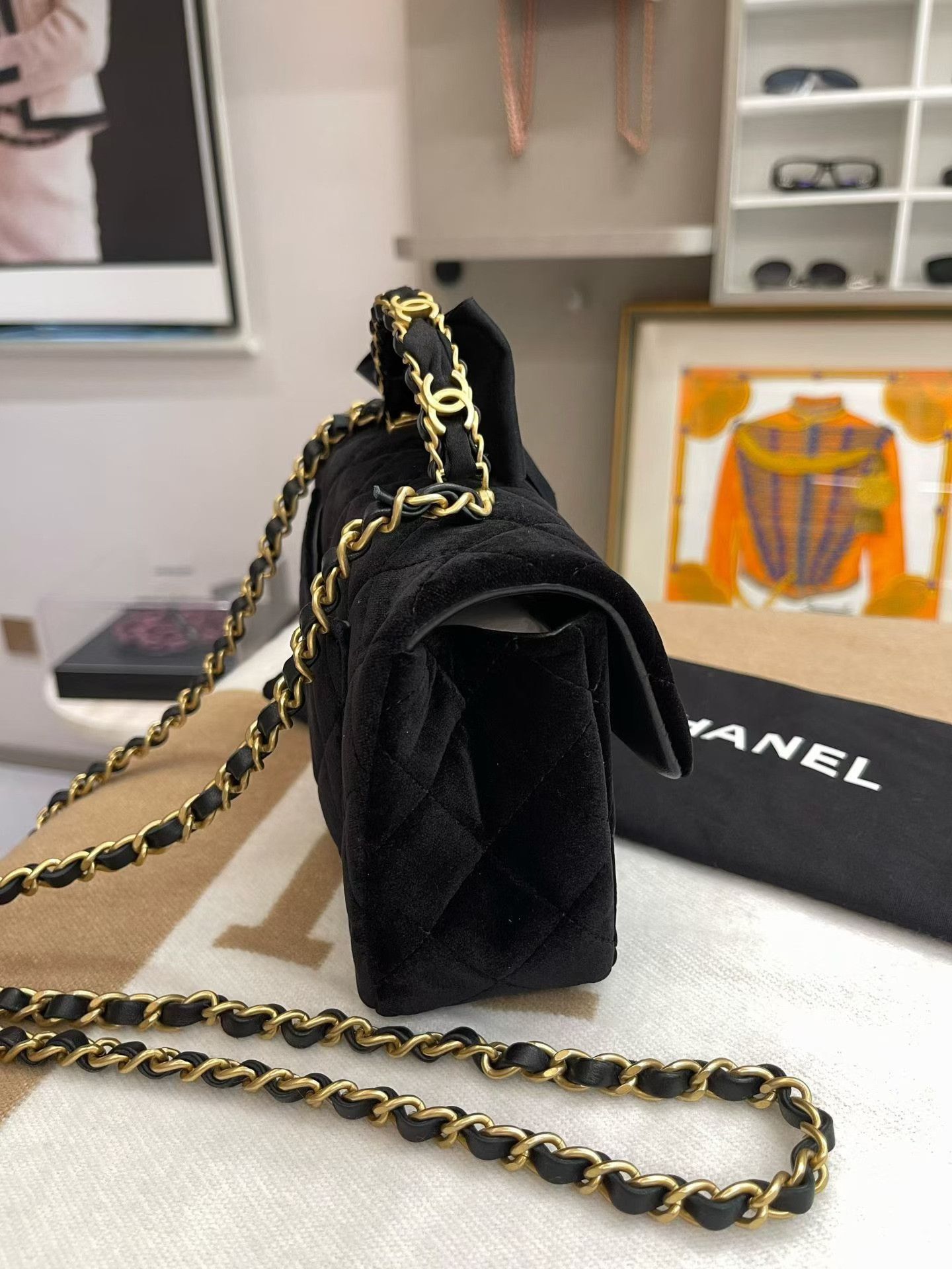 Chanel Pre-loved Bag Very good condition Size ONE SIZE - 6 Thumbnail