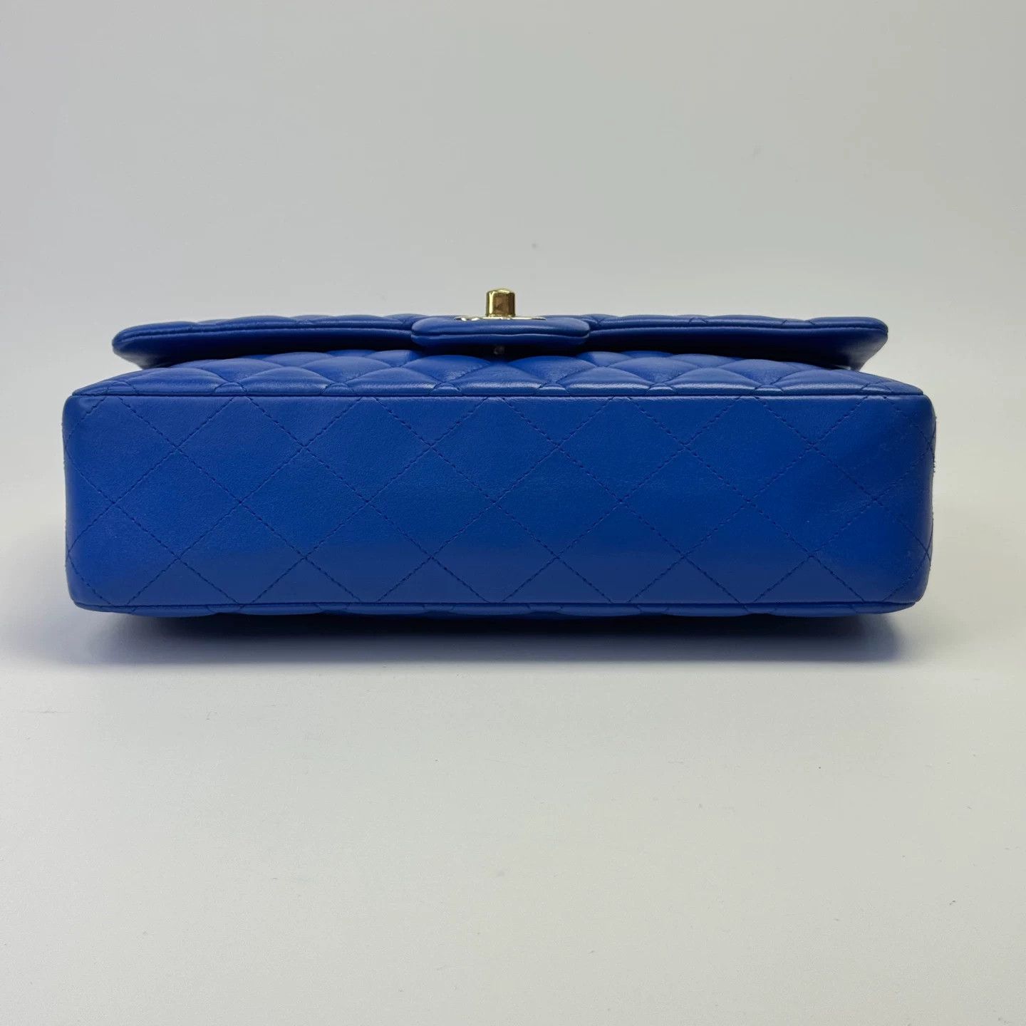 Chanel Pre-loved Bag Very good condition Size ONE SIZE - 6 Thumbnail