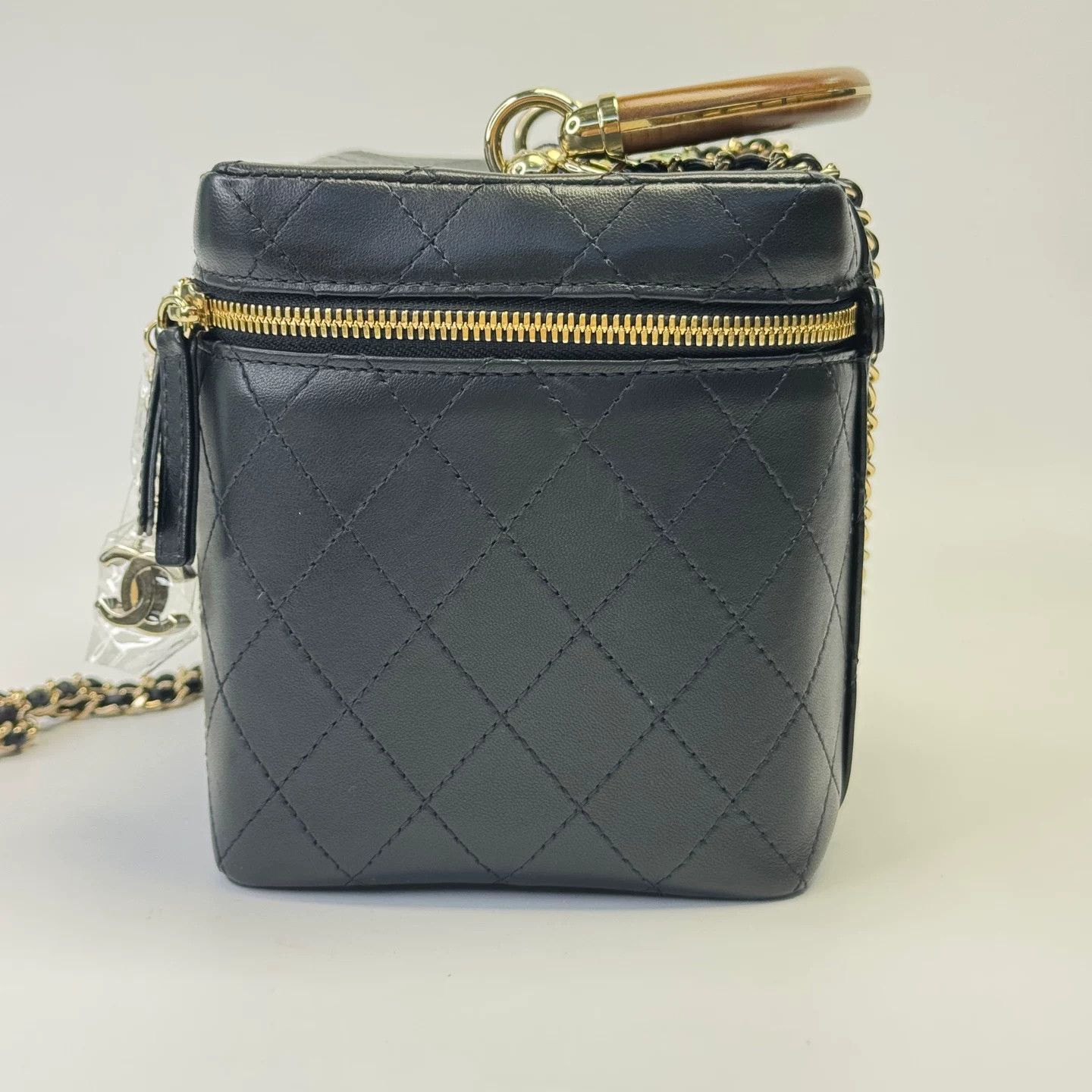 Chanel Pre-loved Bag Very good condition Size ONE SIZE - 5 Thumbnail