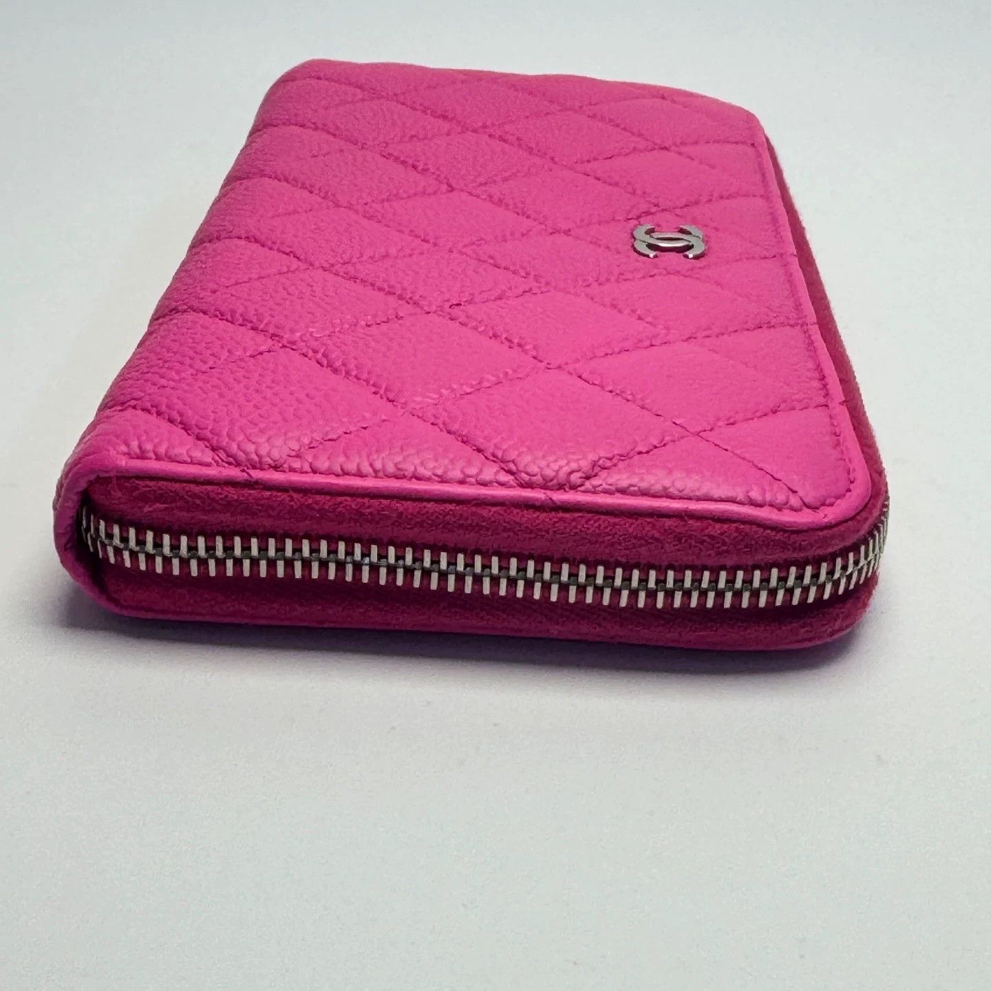 Chanel Pre-loved Bag Very good condition Size ONE SIZE - 4 Thumbnail
