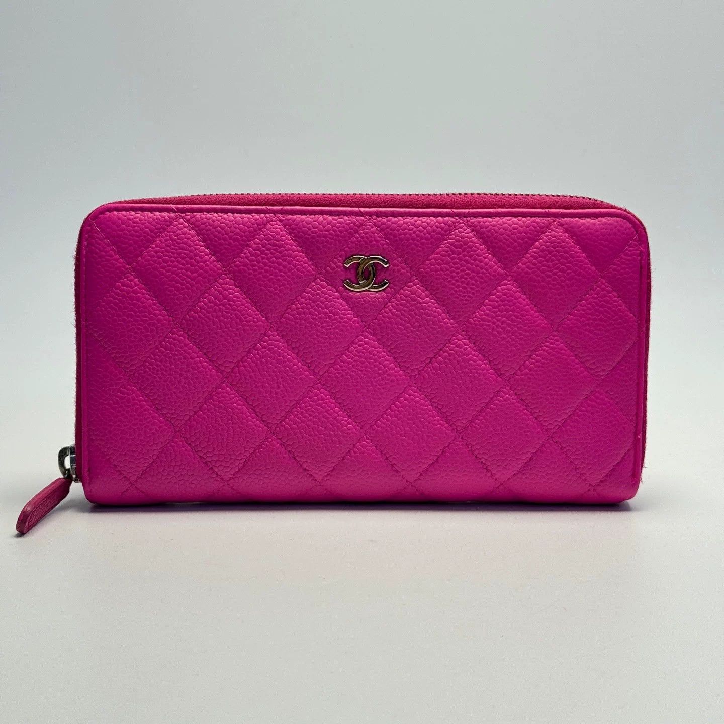 Chanel Pre-loved Bag Very good condition Size ONE SIZE - 2 Thumbnail