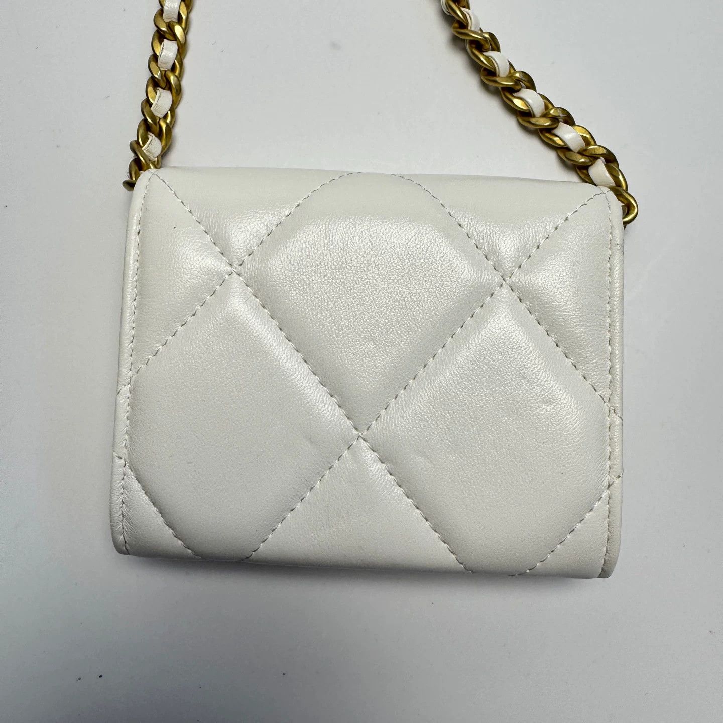 Chanel Pre-loved Bag Very good condition Size ONE SIZE - 3 Thumbnail