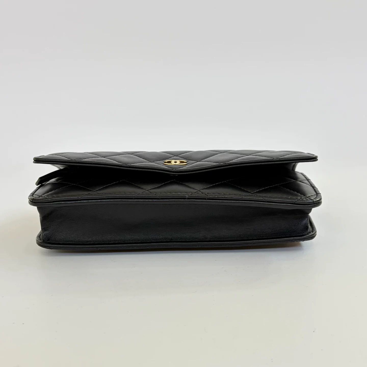 Chanel Pre-loved Bag Very good condition Size ONE SIZE - 6 Thumbnail
