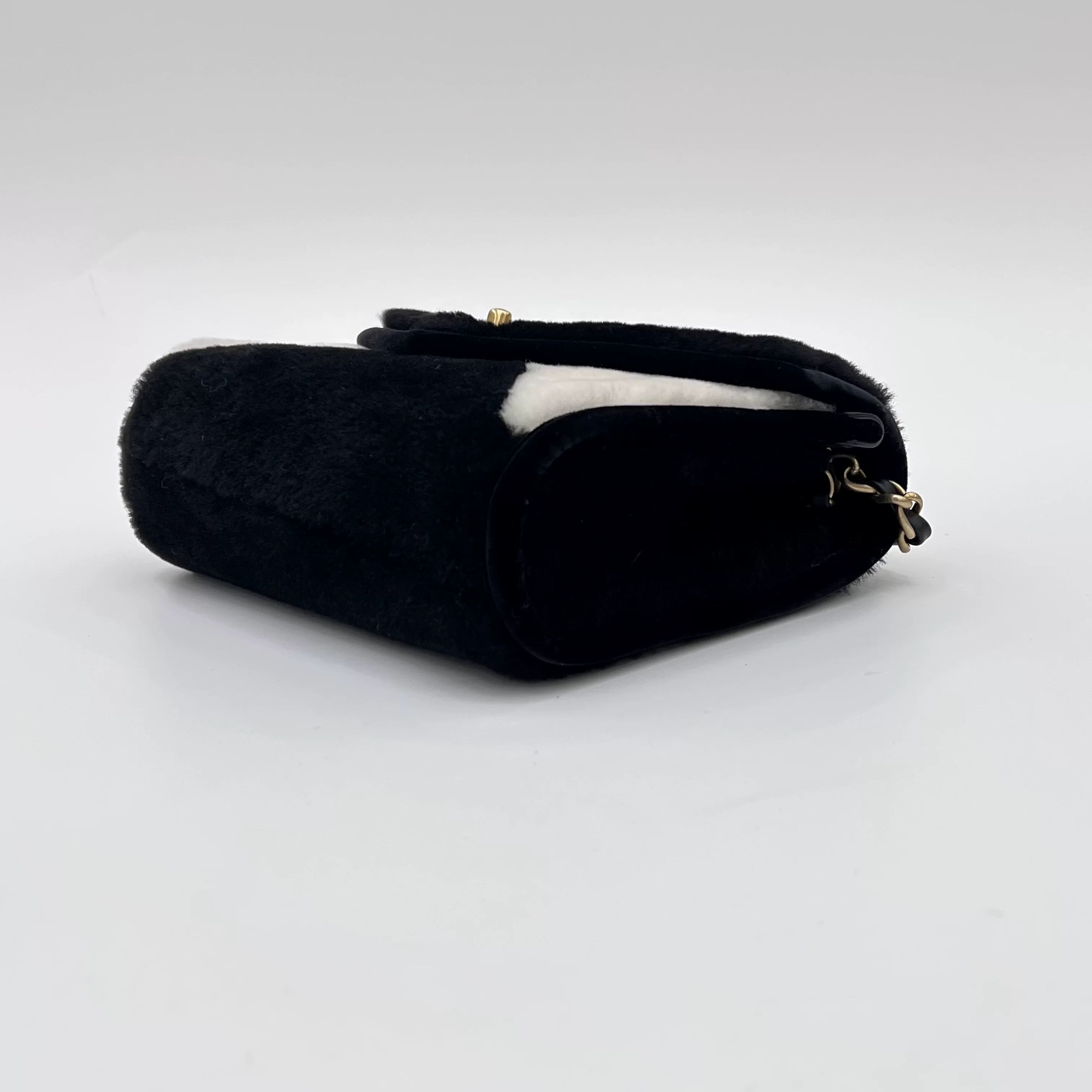 Chanel Pre-loved Bag Very good condition Size ONE SIZE - 7 Thumbnail