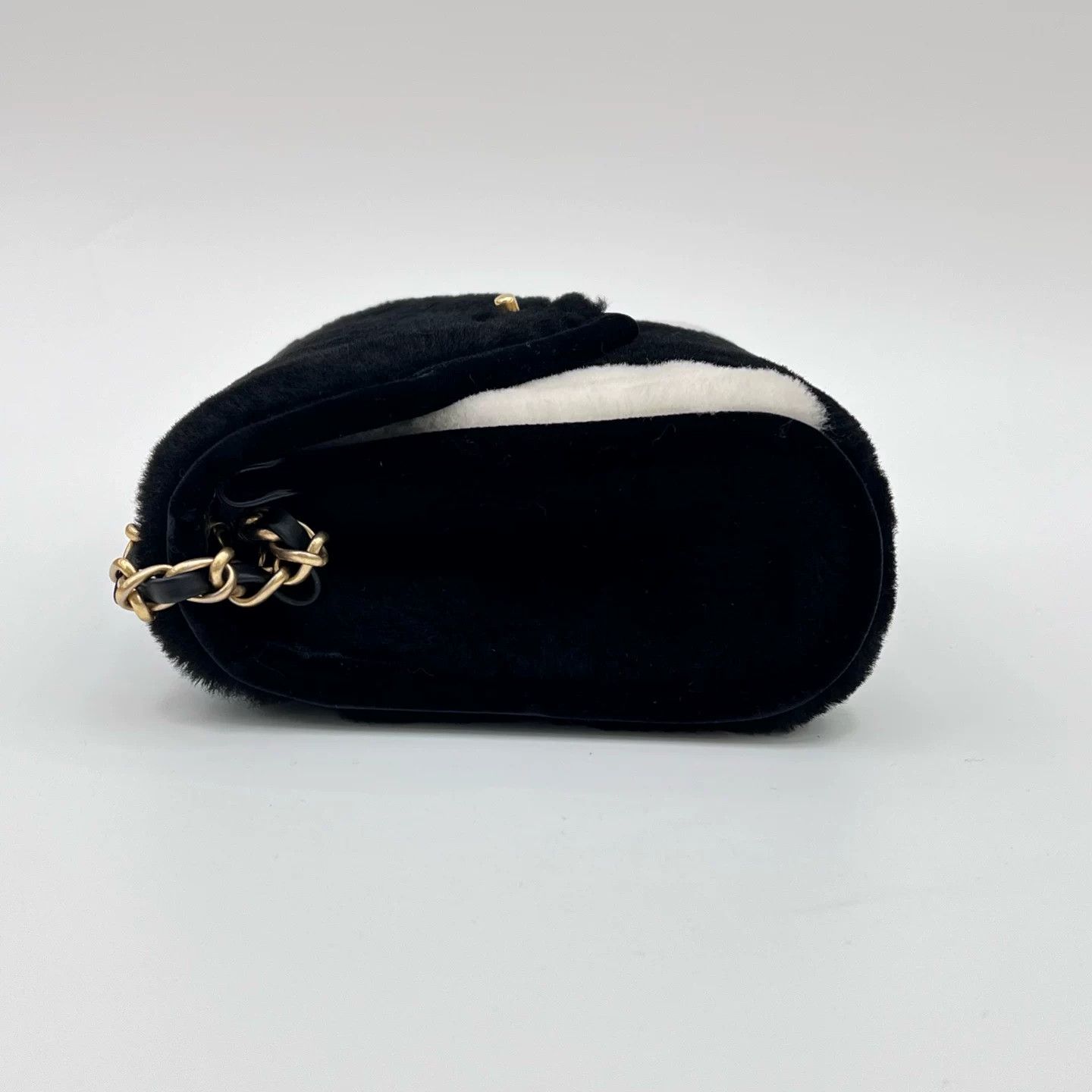 Chanel Pre-loved Bag Very good condition Size ONE SIZE - 4 Thumbnail