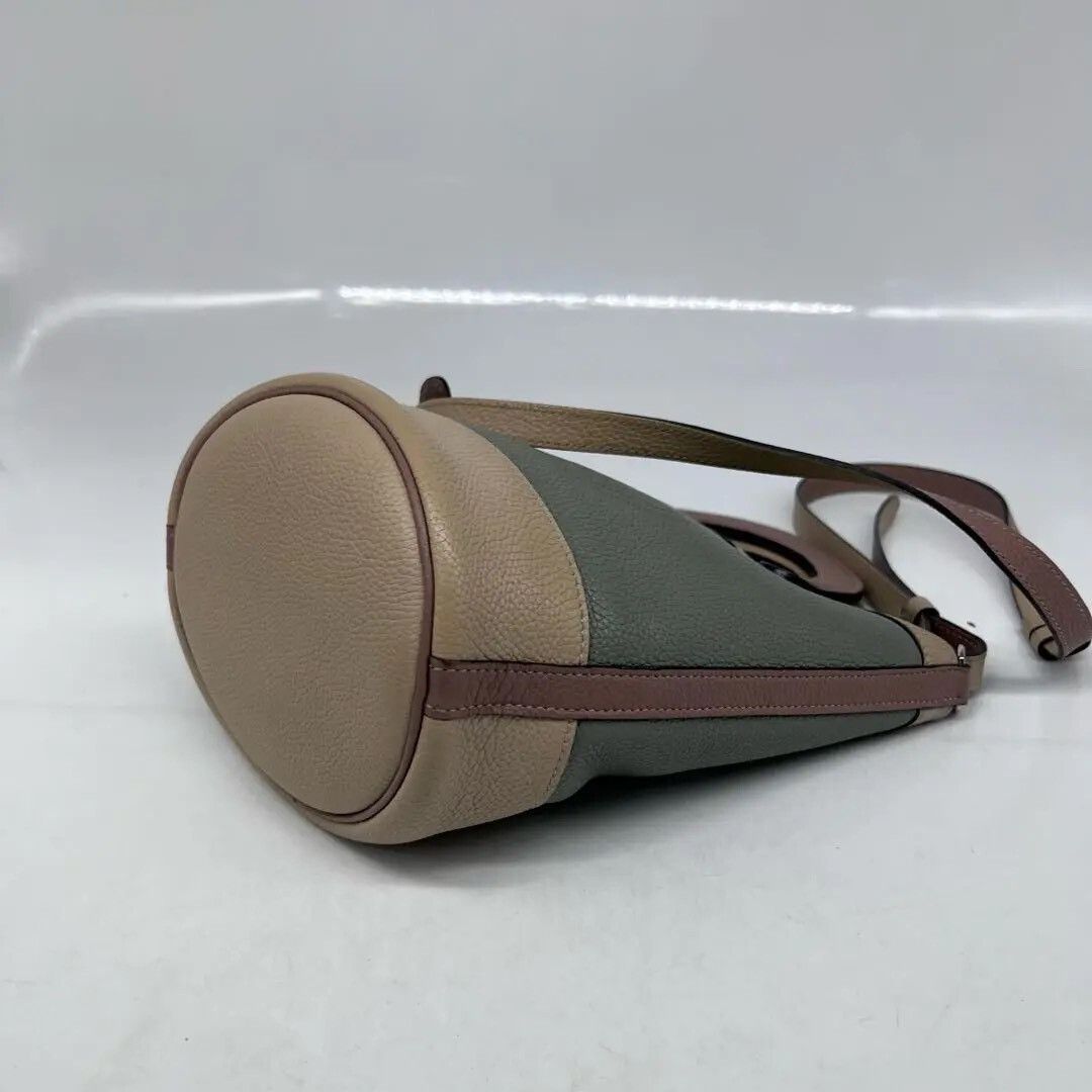 Moynat Pre-loved Bag Very good condition Size ONE SIZE - 8 Thumbnail