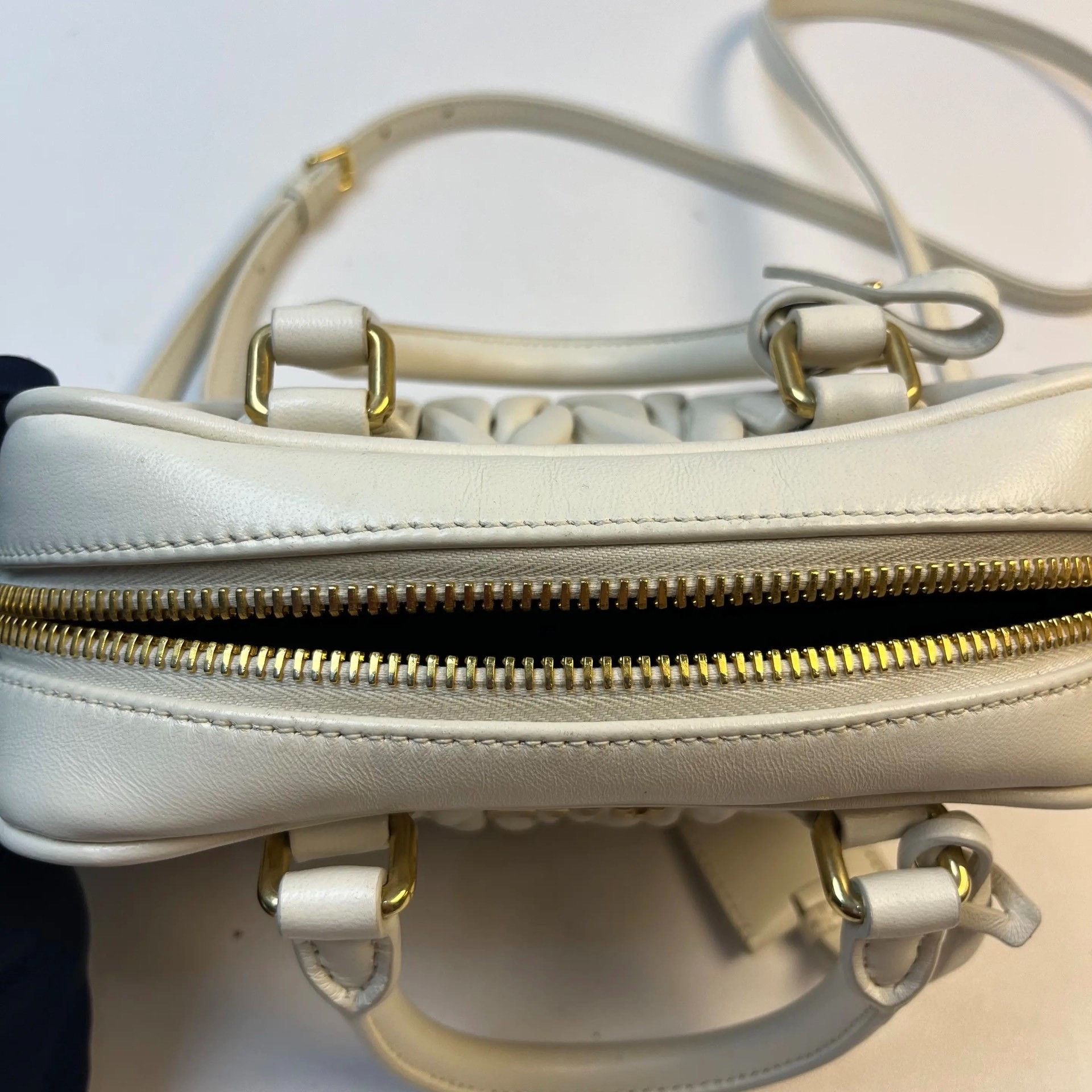 Miu Miu Pre-loved Bag Very good condition Size ONE SIZE - 8 Thumbnail
