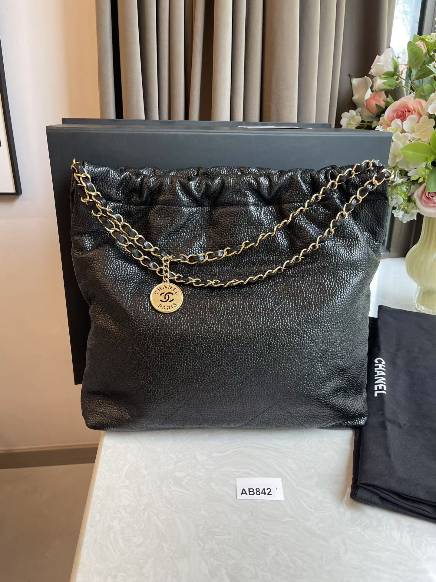 Chanel Pre-loved Bag Very good condition Size ONE SIZE - 7 Thumbnail