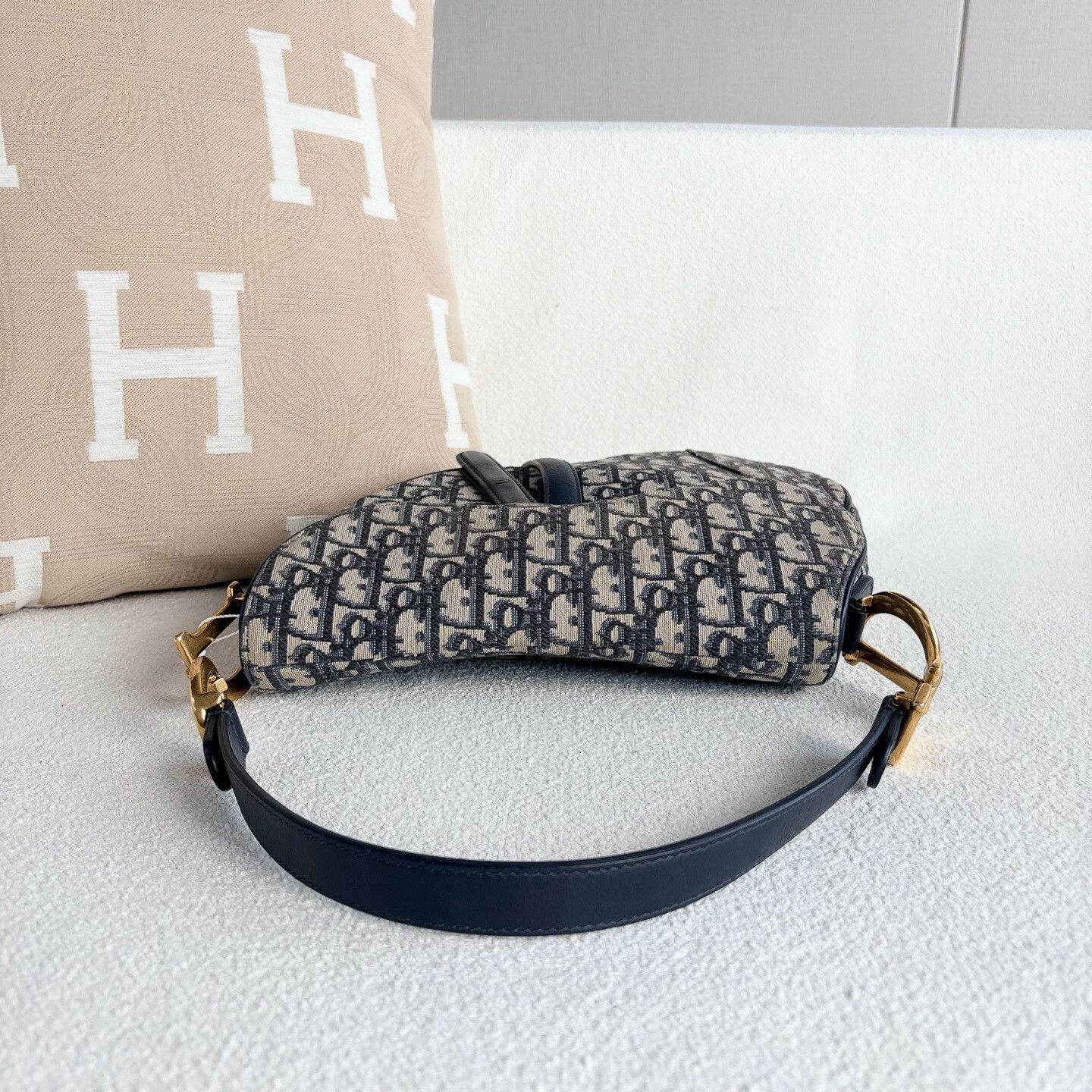 Dior Pre-loved Bag Very good condition Size ONE SIZE - 5 Thumbnail