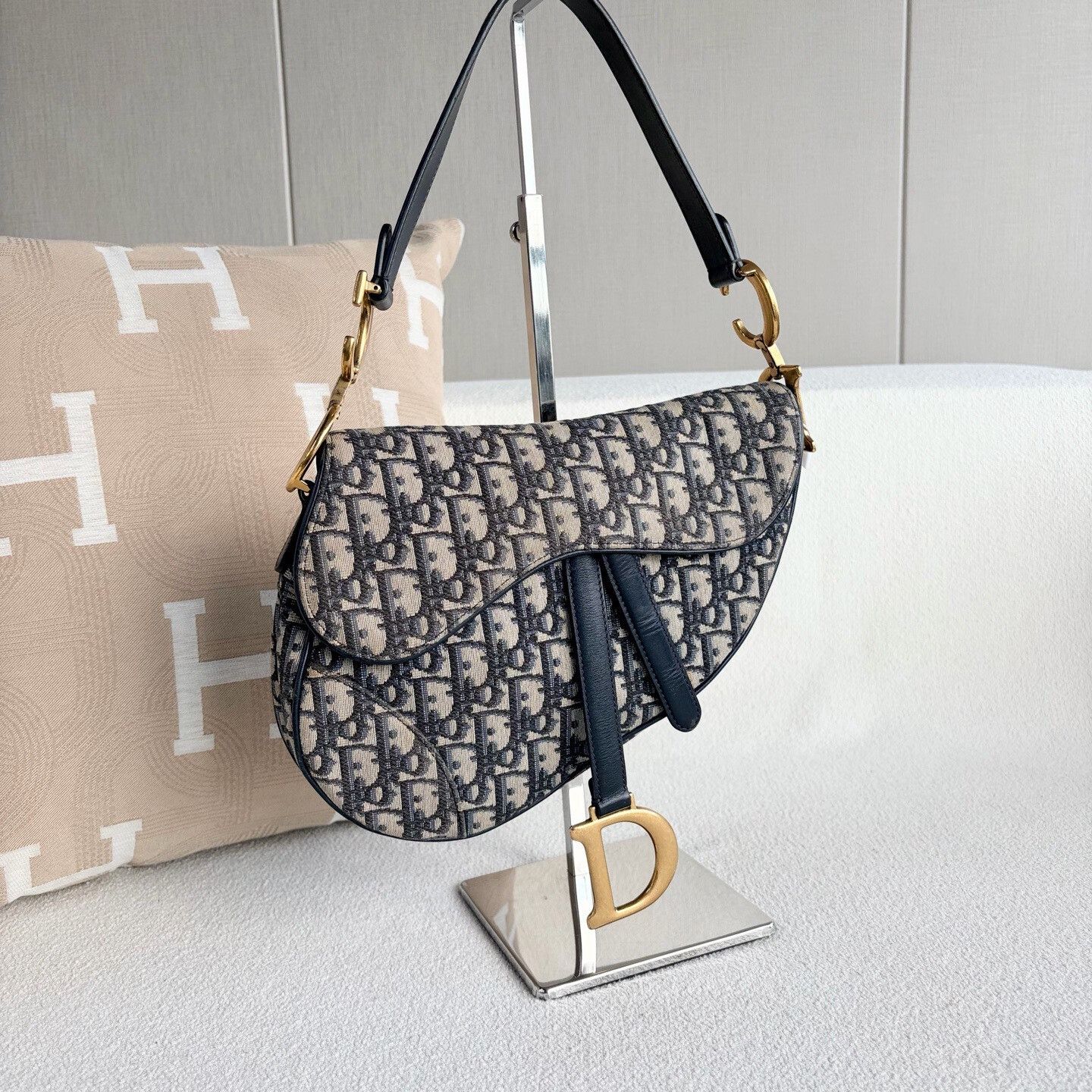 Dior Pre-loved Bag Very good condition Size ONE SIZE - 6 Thumbnail