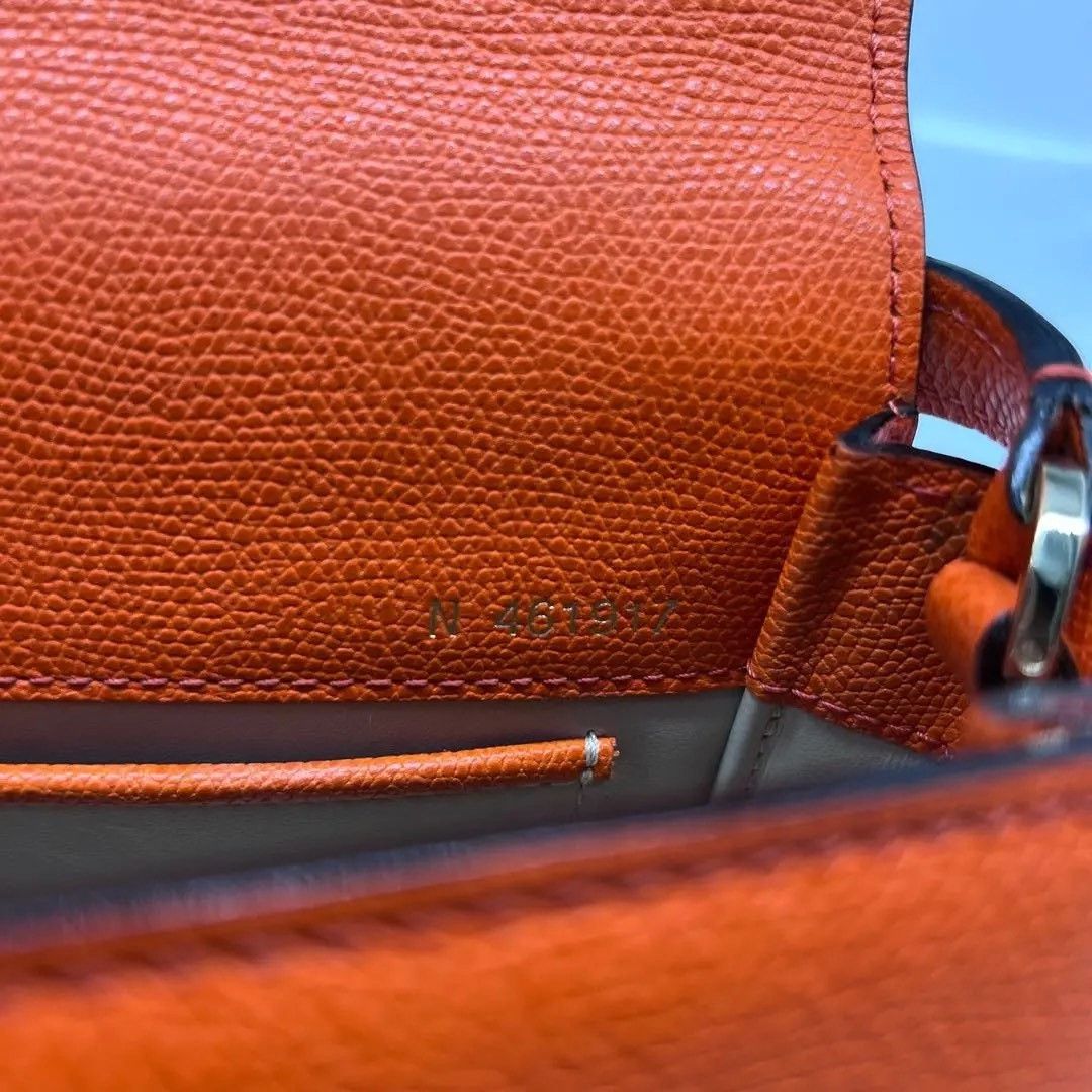 Valextra Pre-loved Bag Very good condition Size ONE SIZE - 9 Thumbnail