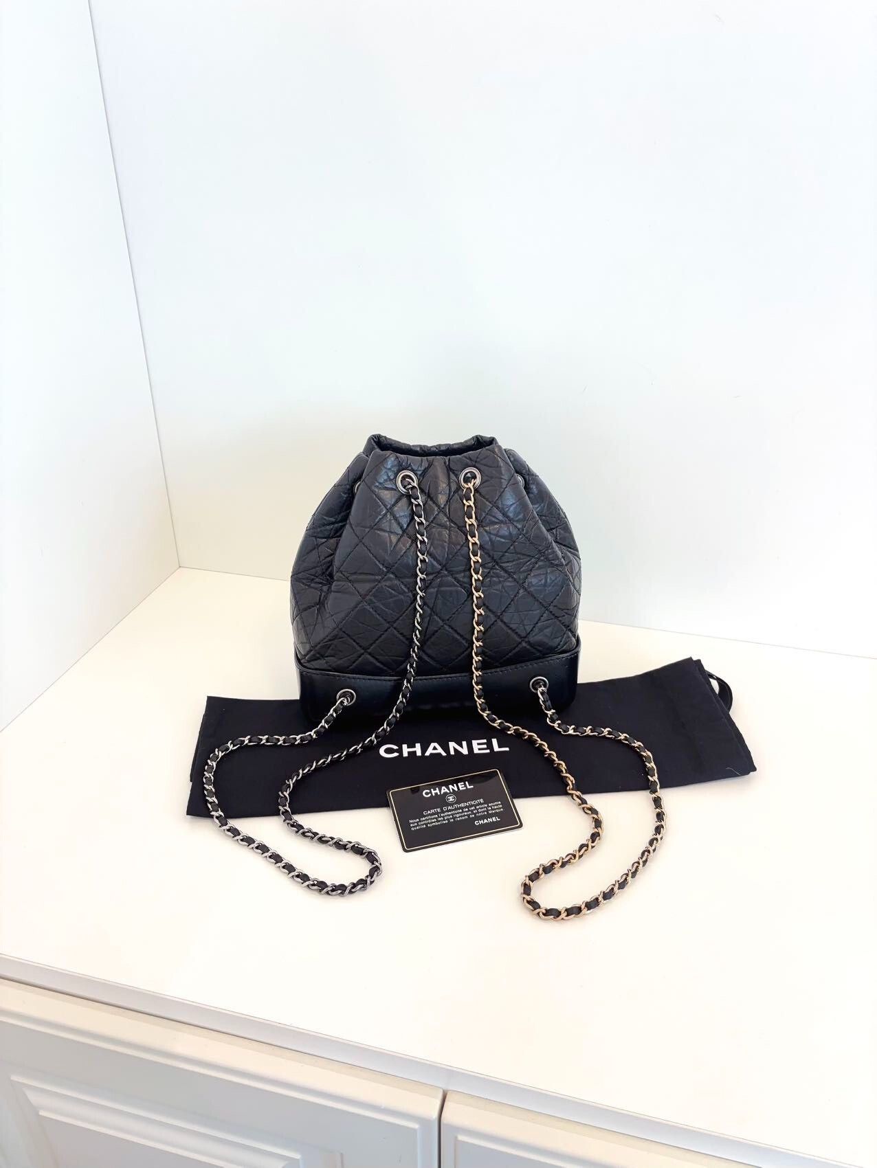 Chanel Pre-loved Bag Very good condition Size ONE SIZE - 4 Thumbnail