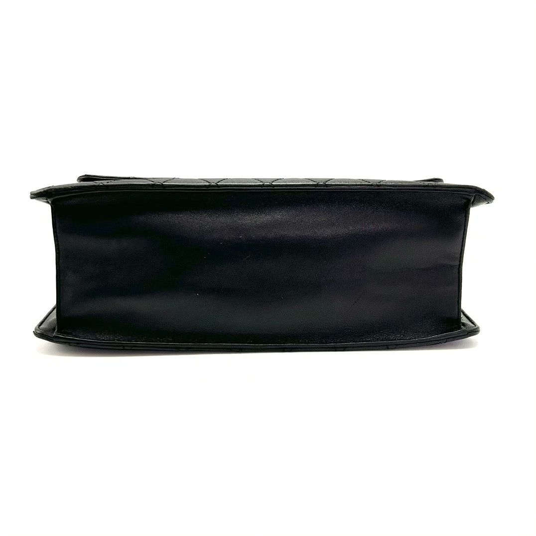 Chanel Pre-loved Bag Very good condition Size ONE SIZE - 5 Thumbnail