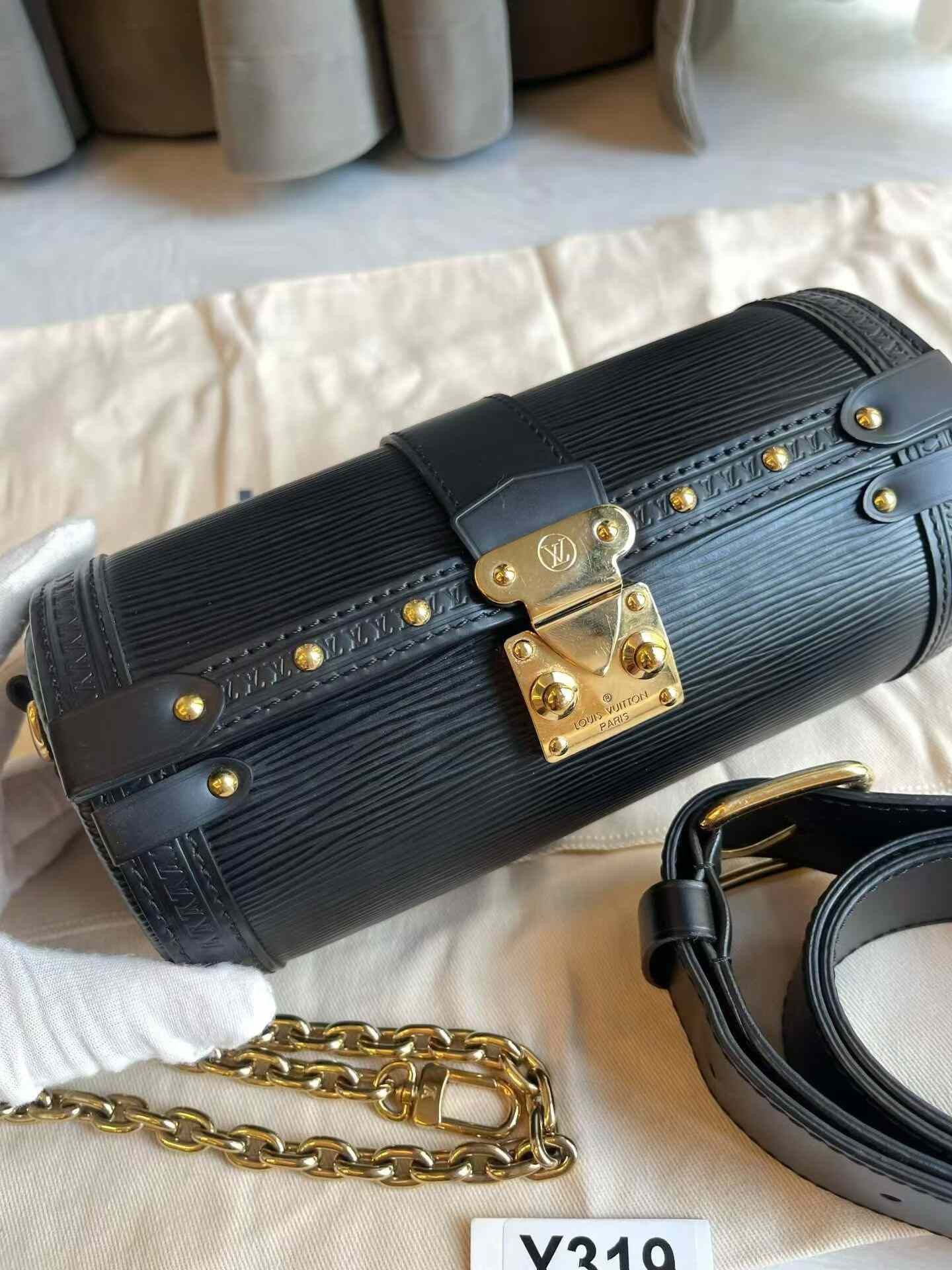 Louis Vuitton Pre-loved Bag Very good condition Size ONE SIZE - 2 Thumbnail
