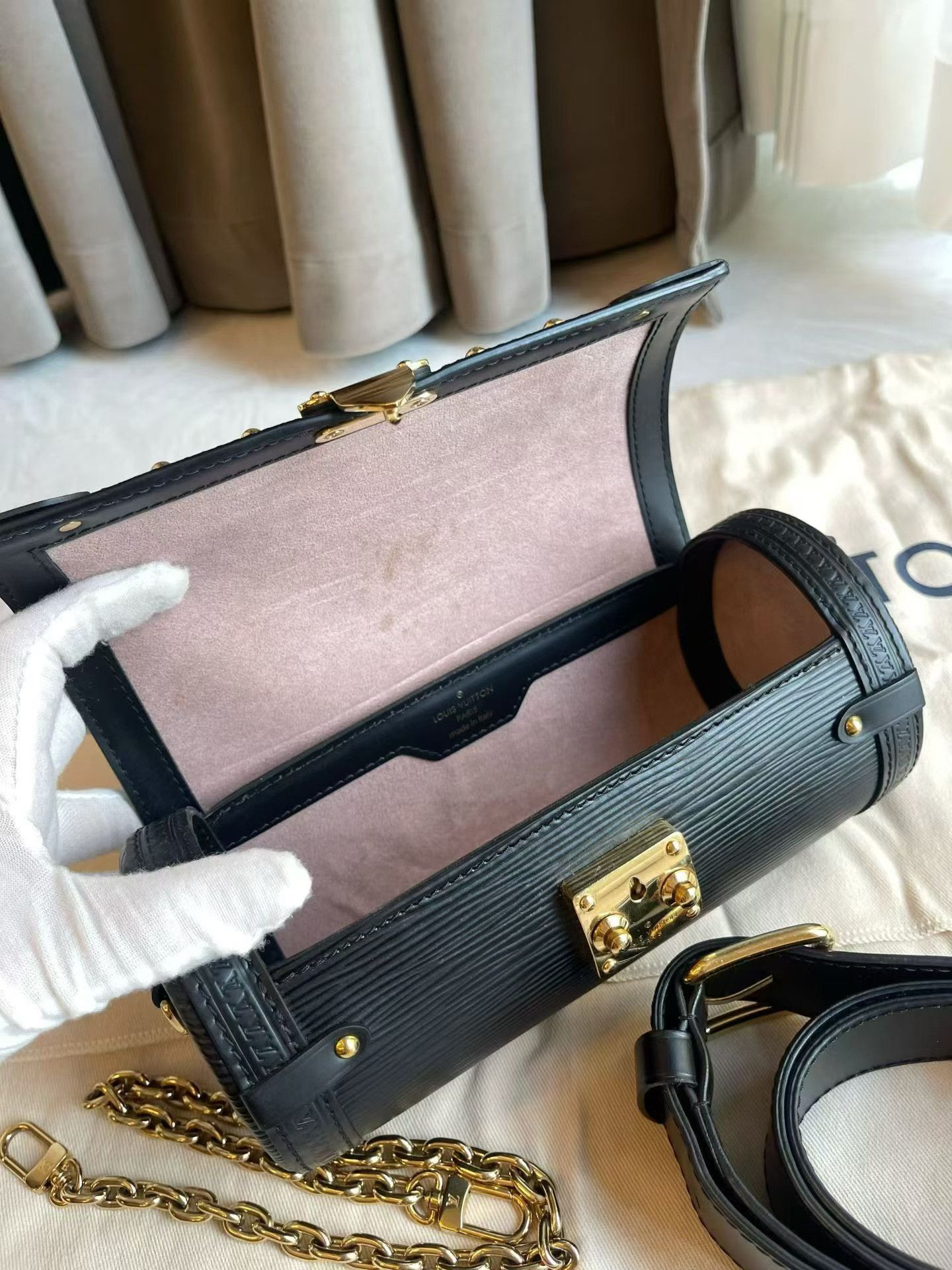 Louis Vuitton Pre-loved Bag Very good condition Size ONE SIZE - 6 Thumbnail