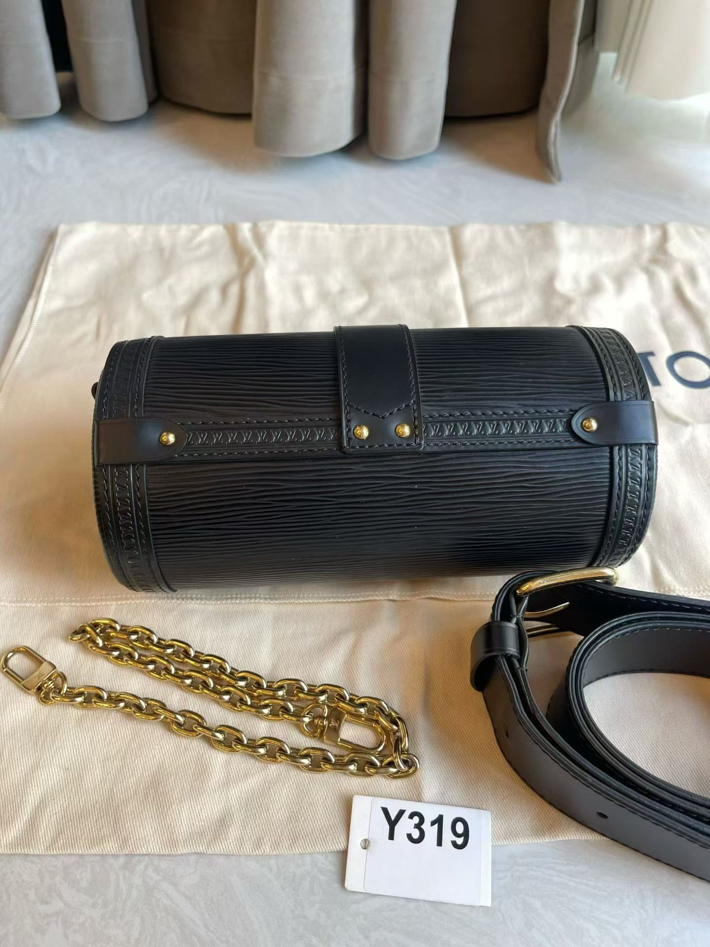 Louis Vuitton Pre-loved Bag Very good condition Size ONE SIZE - 7 Thumbnail