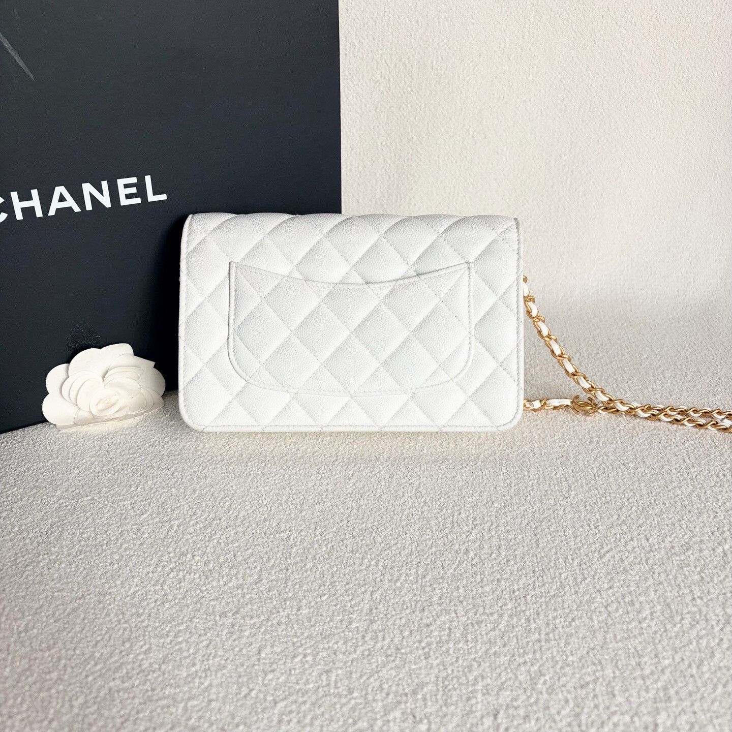 Chanel Pre-loved Bag Very good condition Size ONE SIZE - 3 Thumbnail