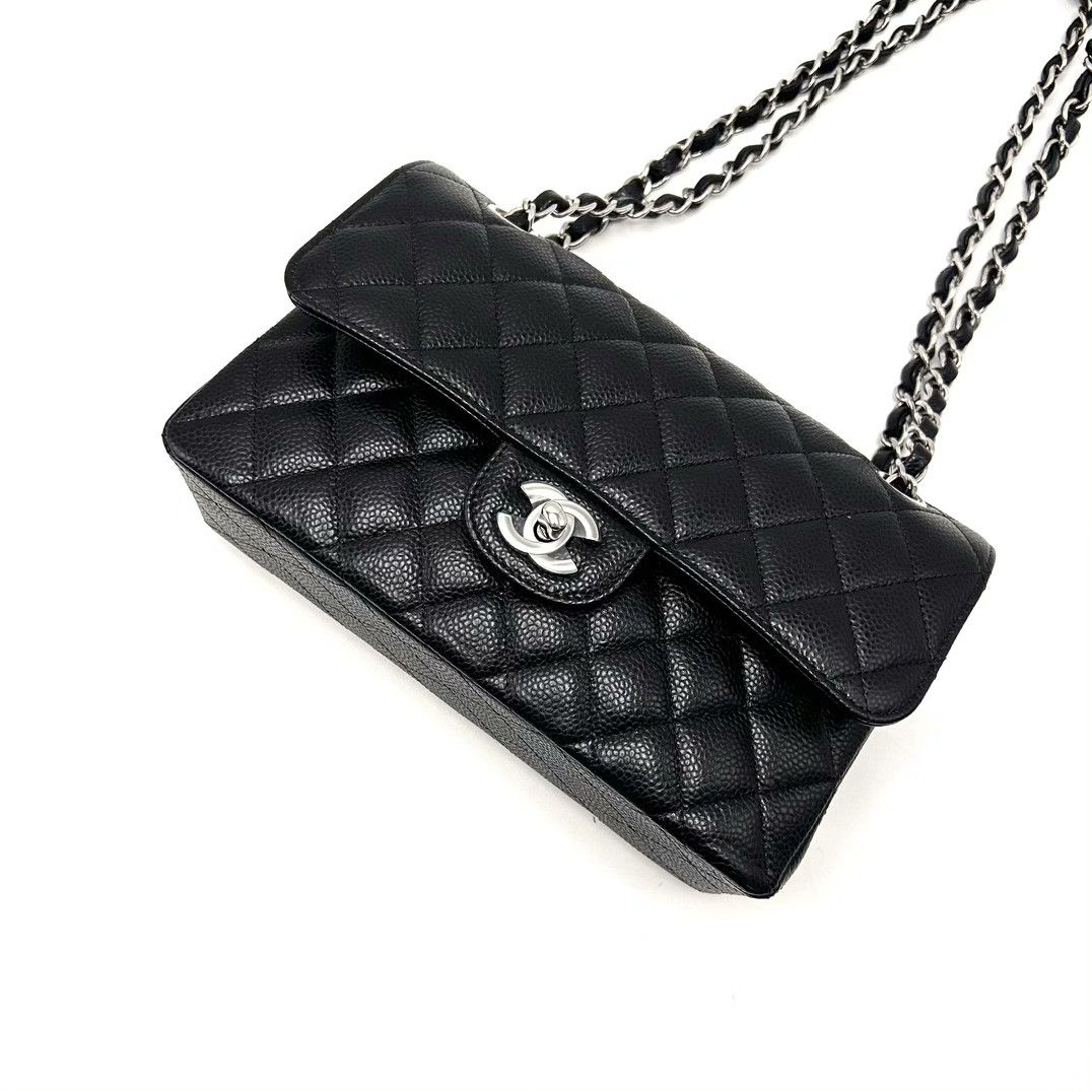 Chanel Pre-loved Bag Very good condition Size ONE SIZE - 2 Thumbnail