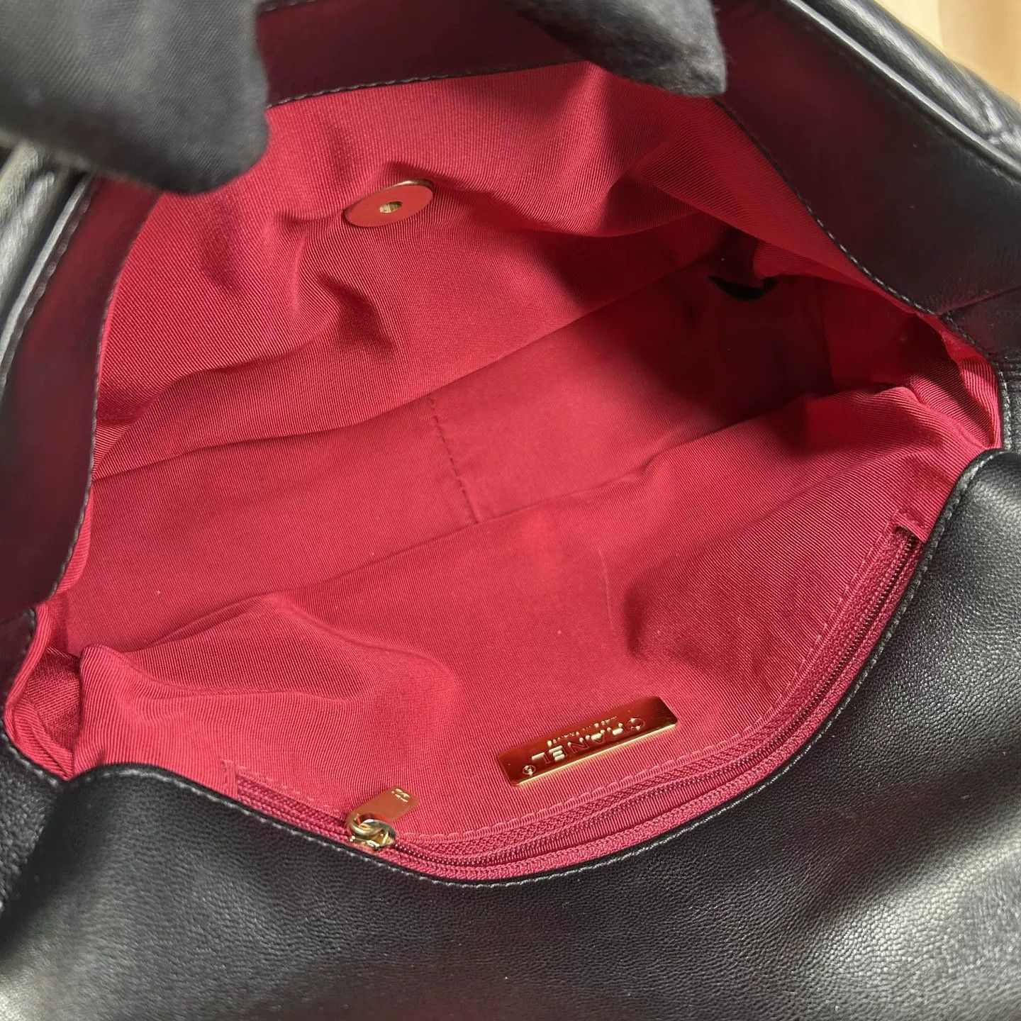 Chanel Pre-loved Bag Very good condition Size ONE SIZE - 4 Thumbnail