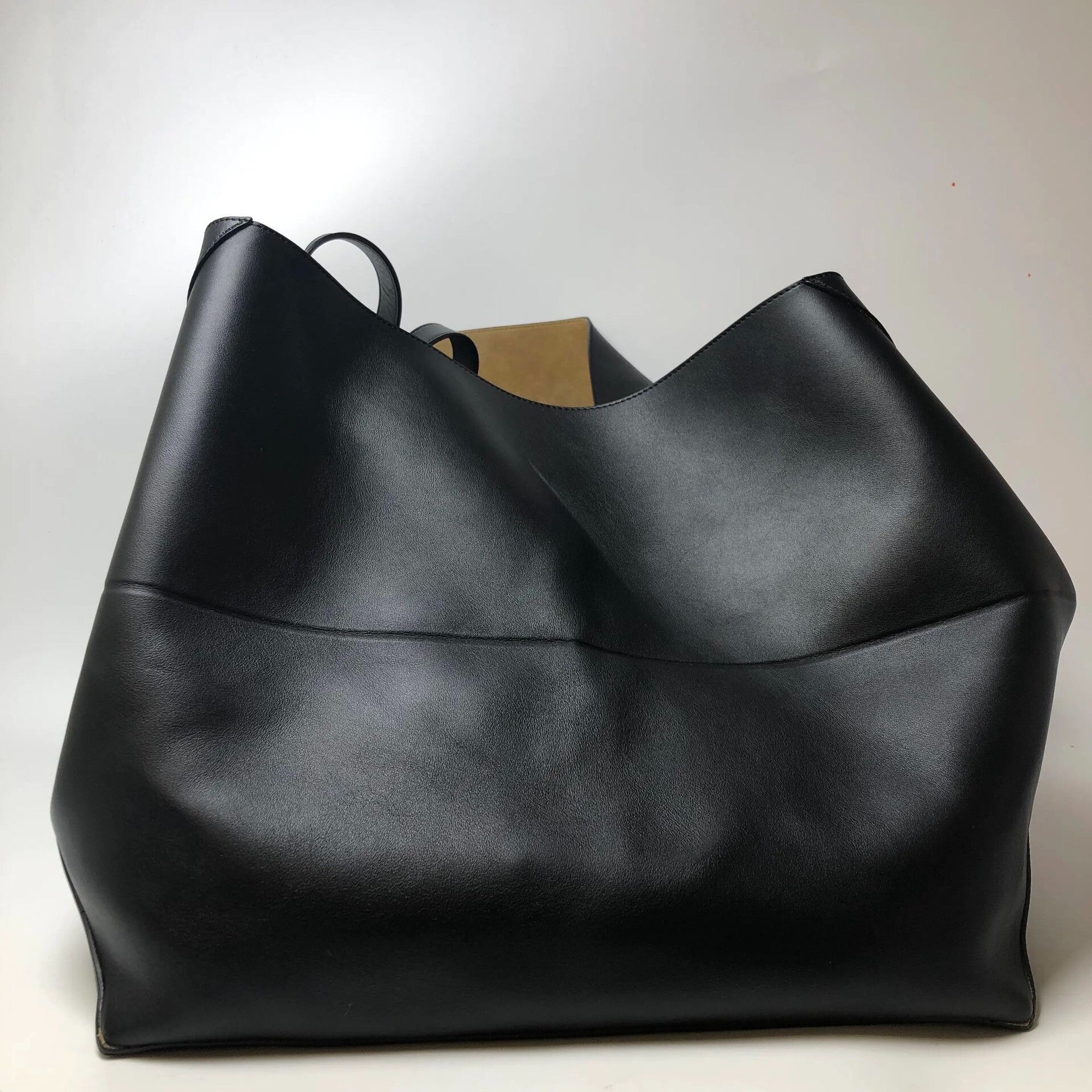 Loewe Pre-loved Bag Very good condition Size ONE SIZE - 6 Thumbnail