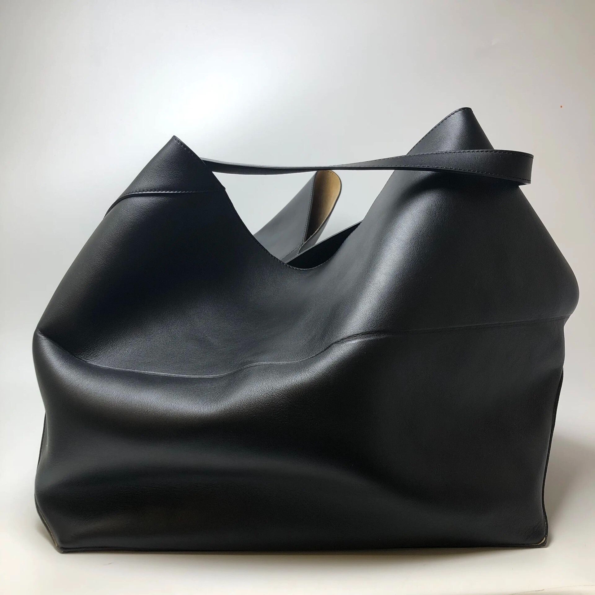 Loewe Pre-loved Bag Very good condition Size ONE SIZE - 4 Thumbnail