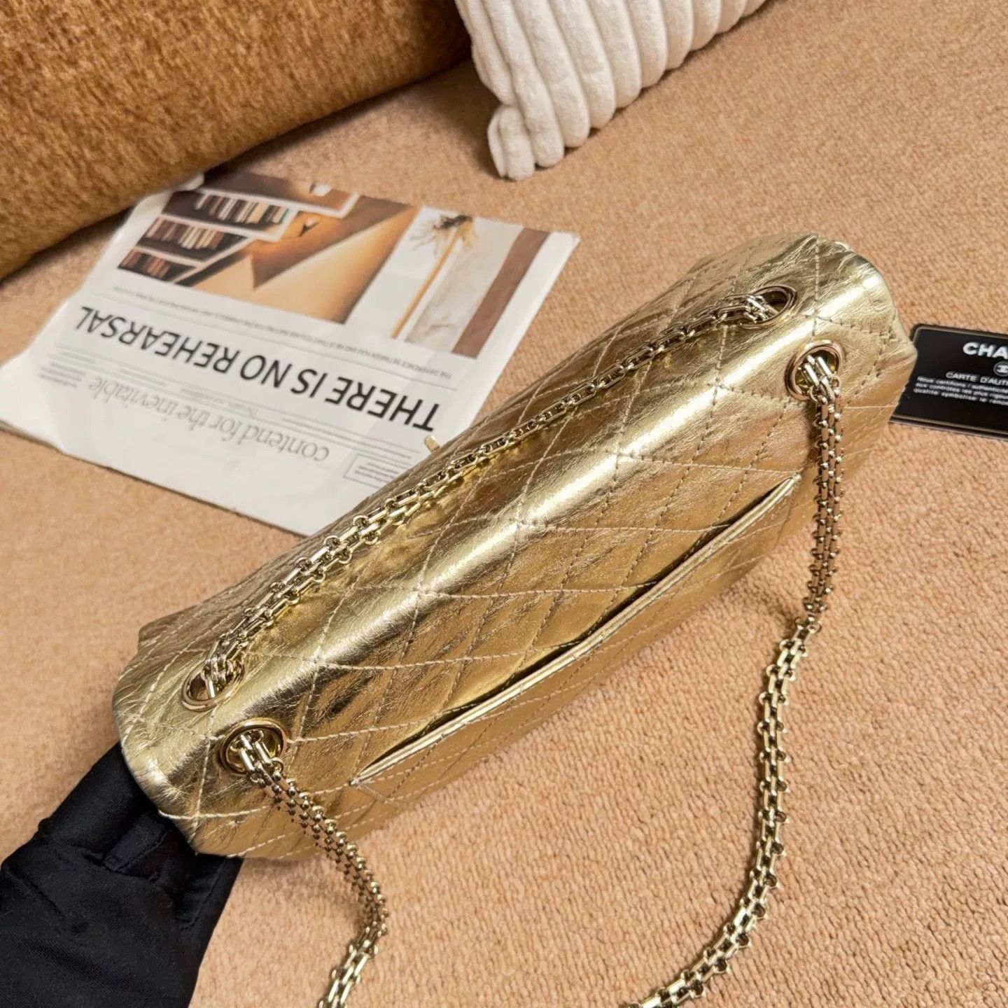 Chanel Pre-loved Bag Very good condition Size ONE SIZE - 4 Thumbnail